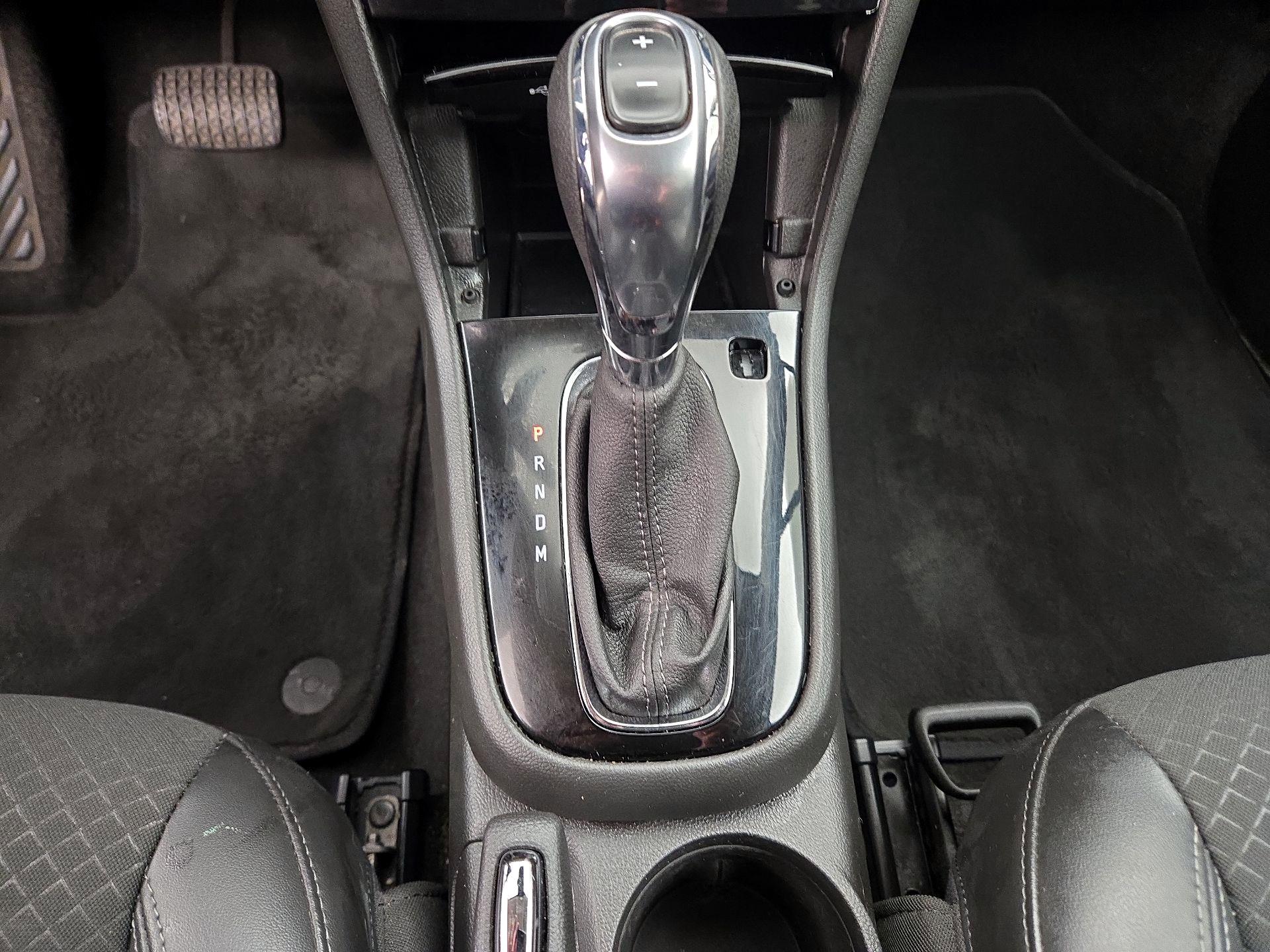 Thumbnail: 2019 Buick Encore - 17