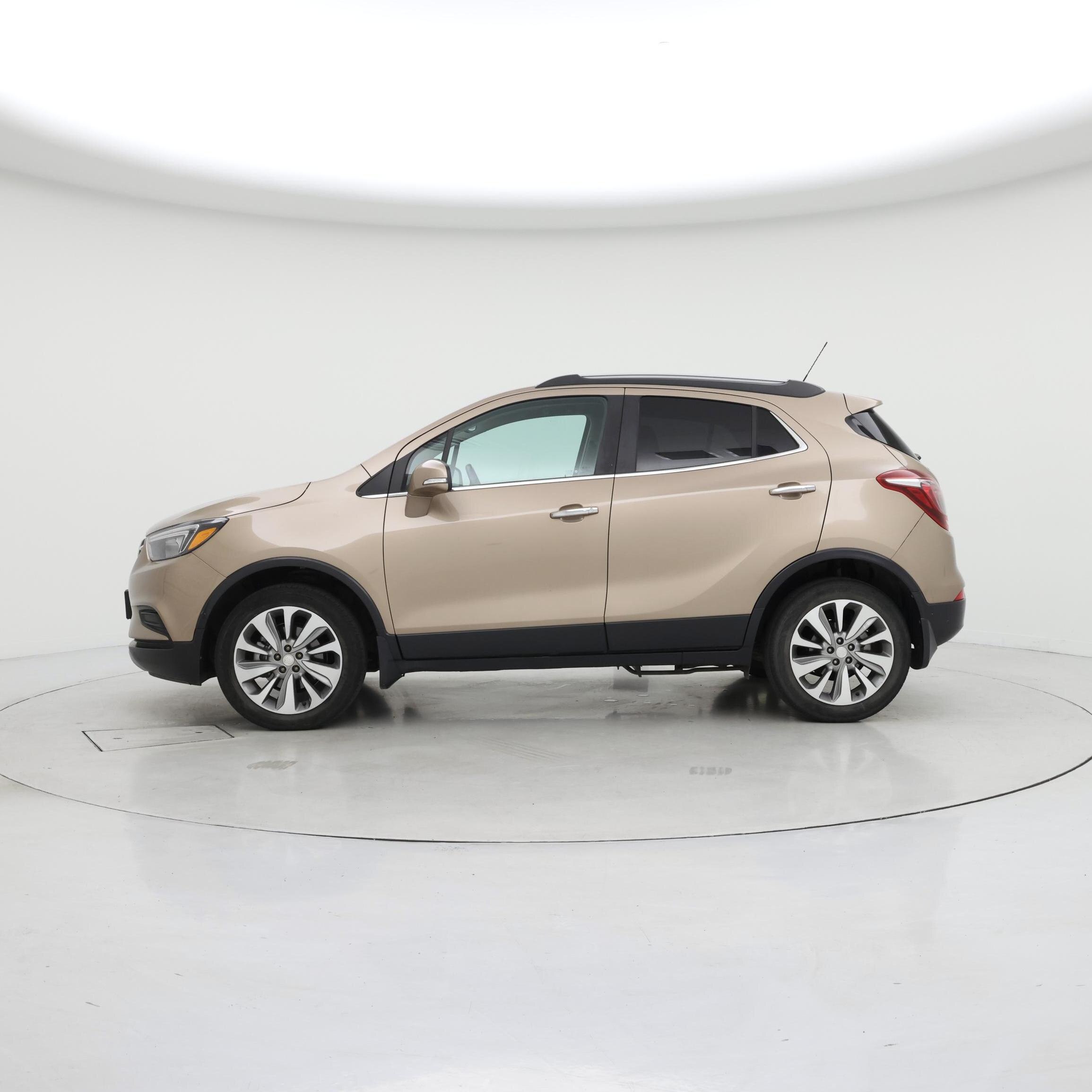 Thumbnail: 2019 Buick Encore - 3