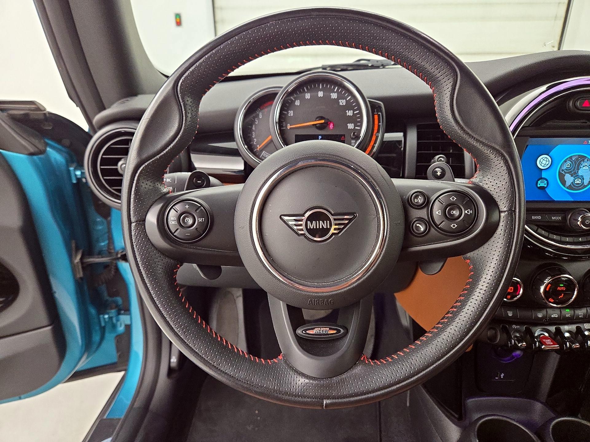 Thumbnail: 2021 MINI Cooper - 10