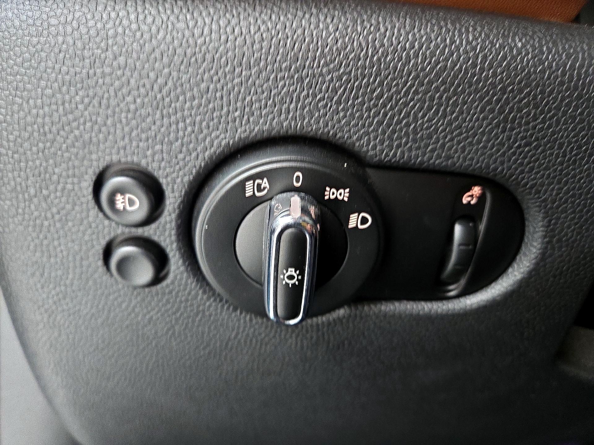 Thumbnail: 2021 MINI Cooper - 13