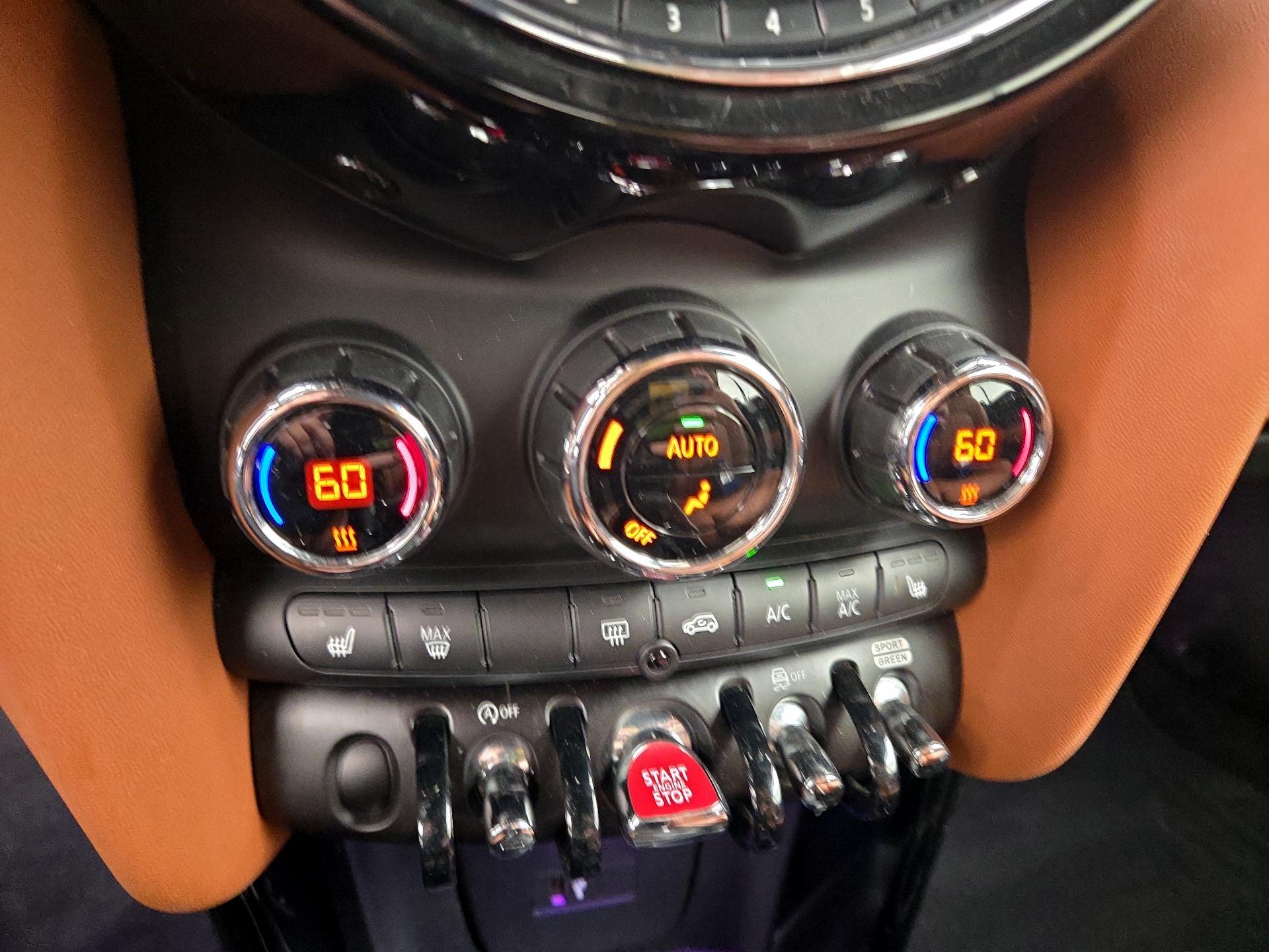 Thumbnail: 2021 MINI Cooper - 16