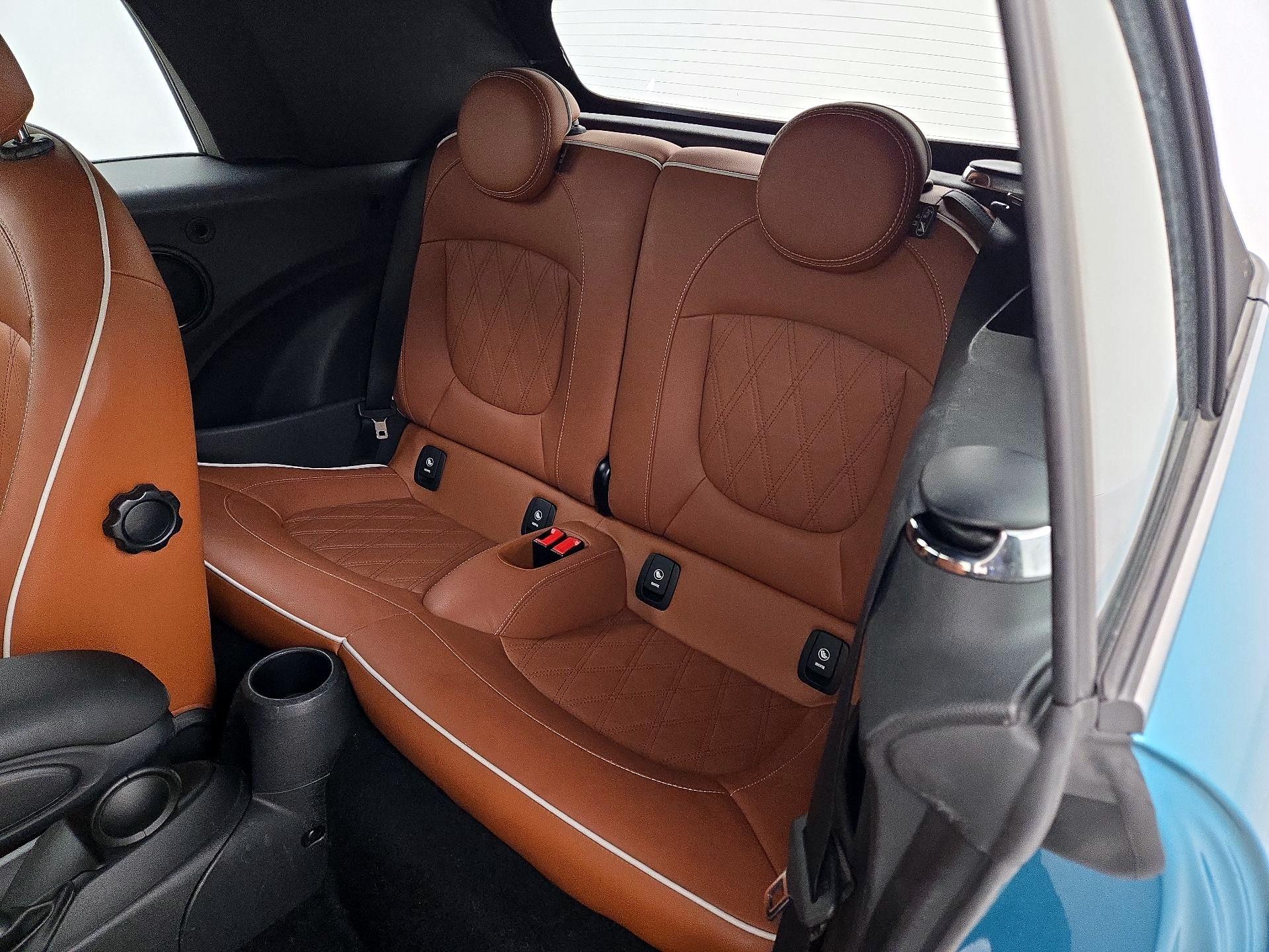 Thumbnail: 2021 MINI Cooper - 19