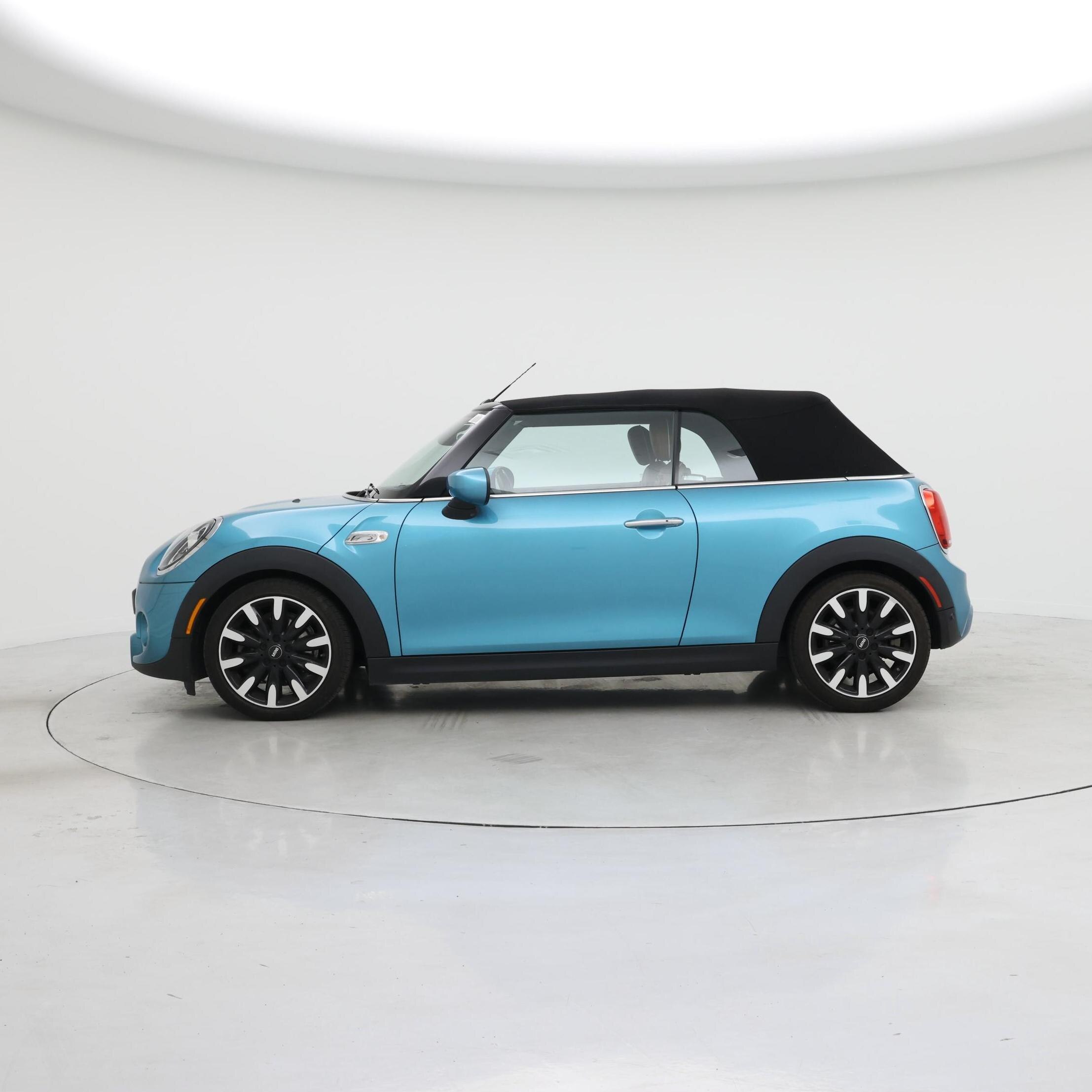 Thumbnail: 2021 MINI Cooper - 3