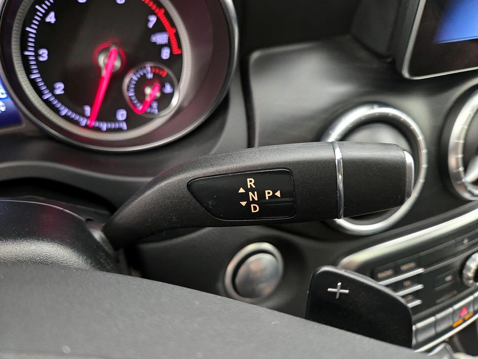 Thumbnail: 2018 Mercedes-Benz CLA - 17