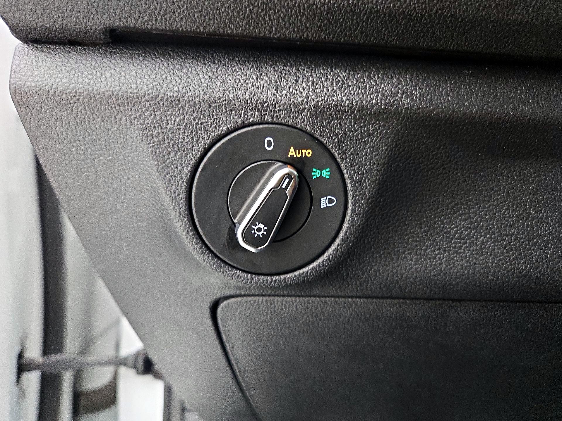 Thumbnail: 2023 Volkswagen Jetta - 13