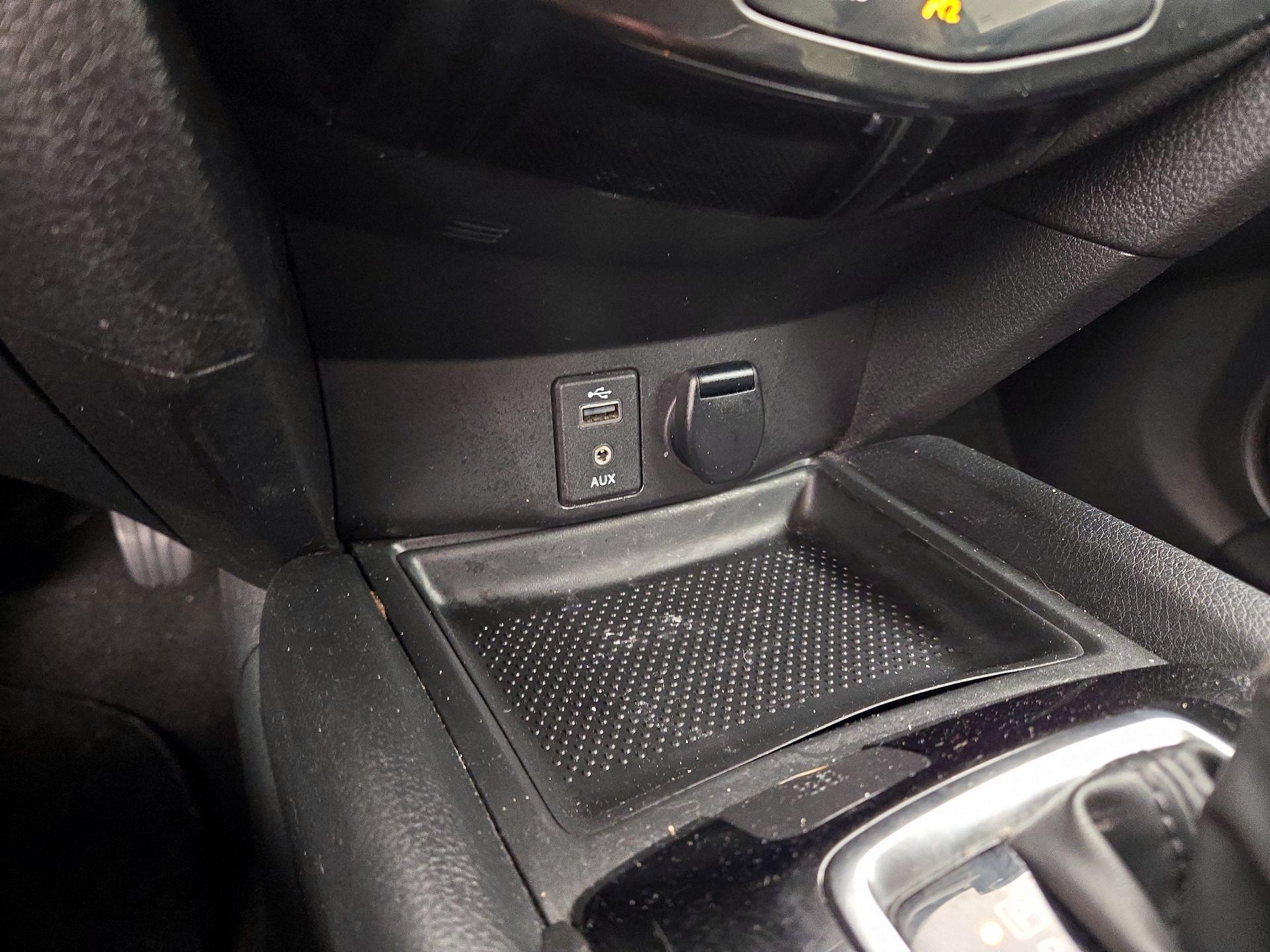 Thumbnail: 2017 Nissan Rogue - 18