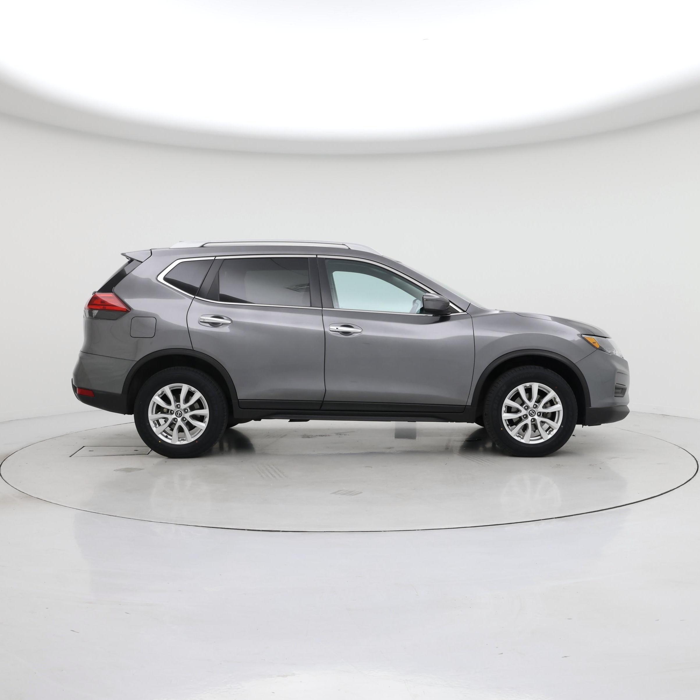 Thumbnail: 2017 Nissan Rogue - 7