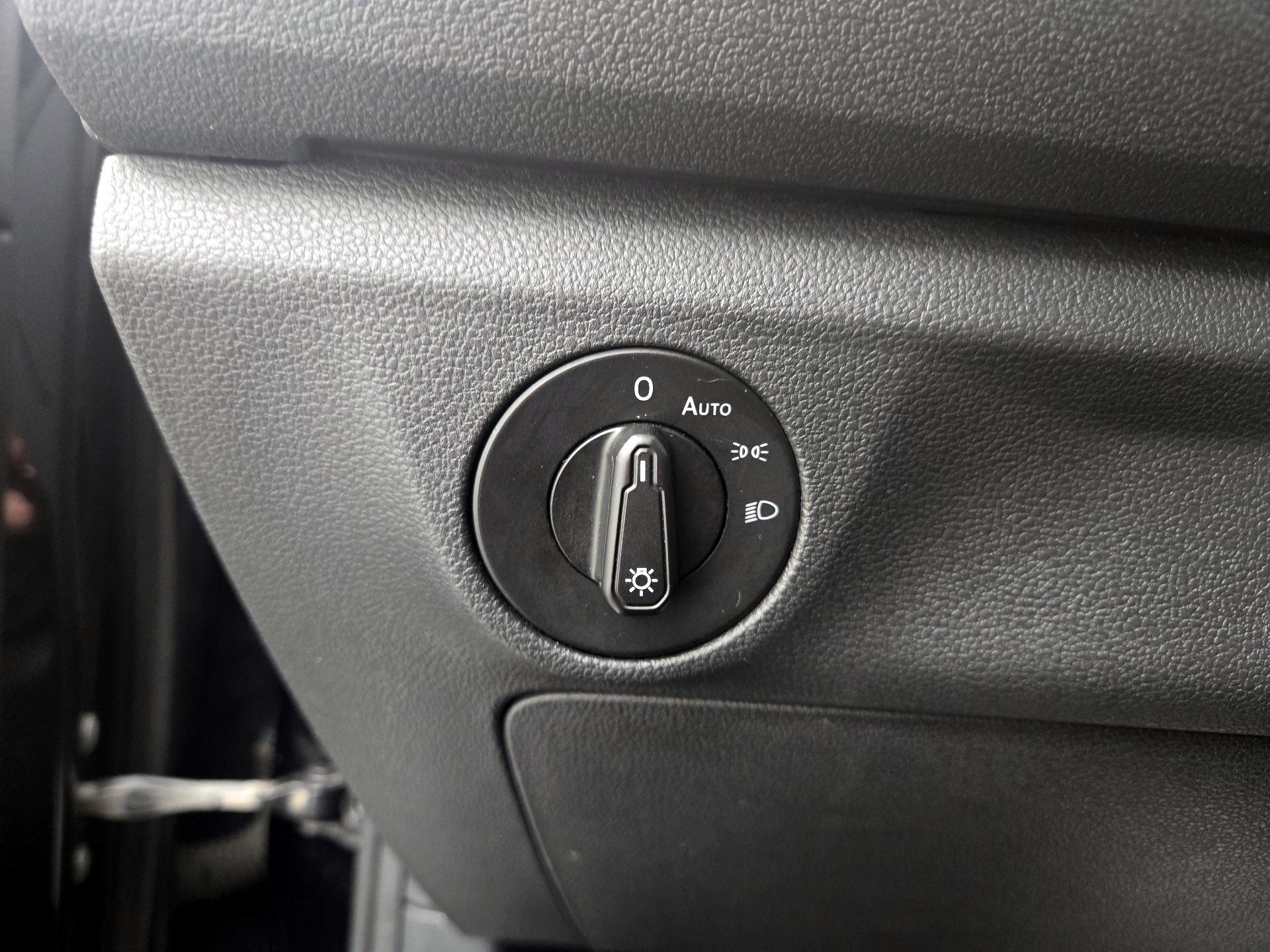 Thumbnail: 2020 Volkswagen Jetta - 13