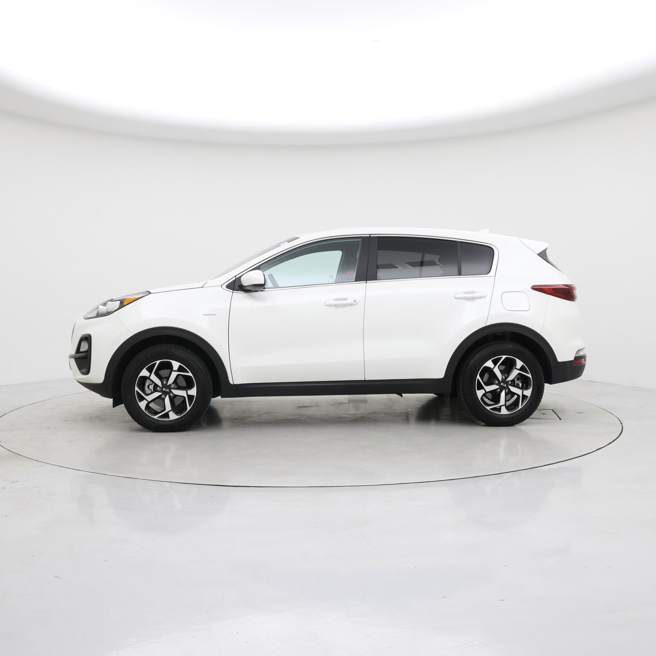 Thumbnail: 2022 Kia Sportage - 3