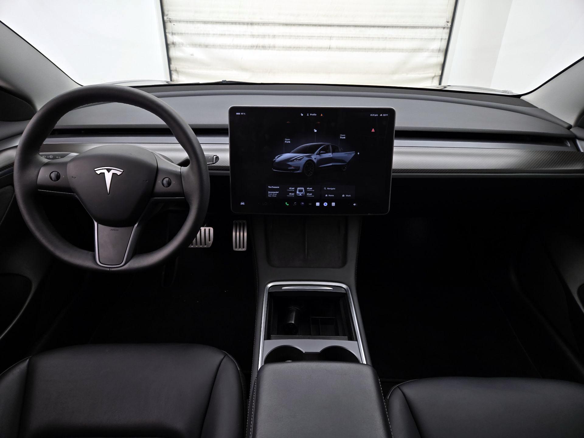 Thumbnail: 2023 Tesla Model 3 - 9