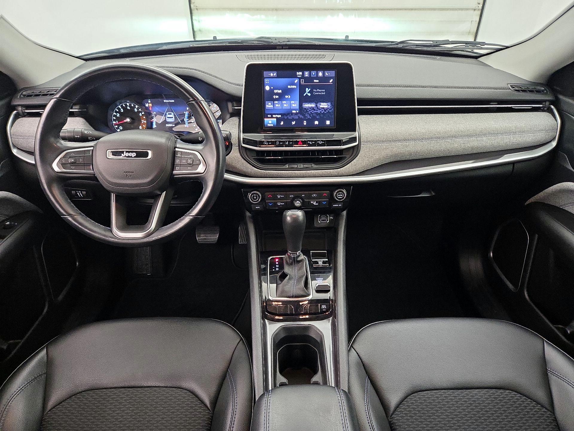 Thumbnail: 2022 Jeep Compass - 9