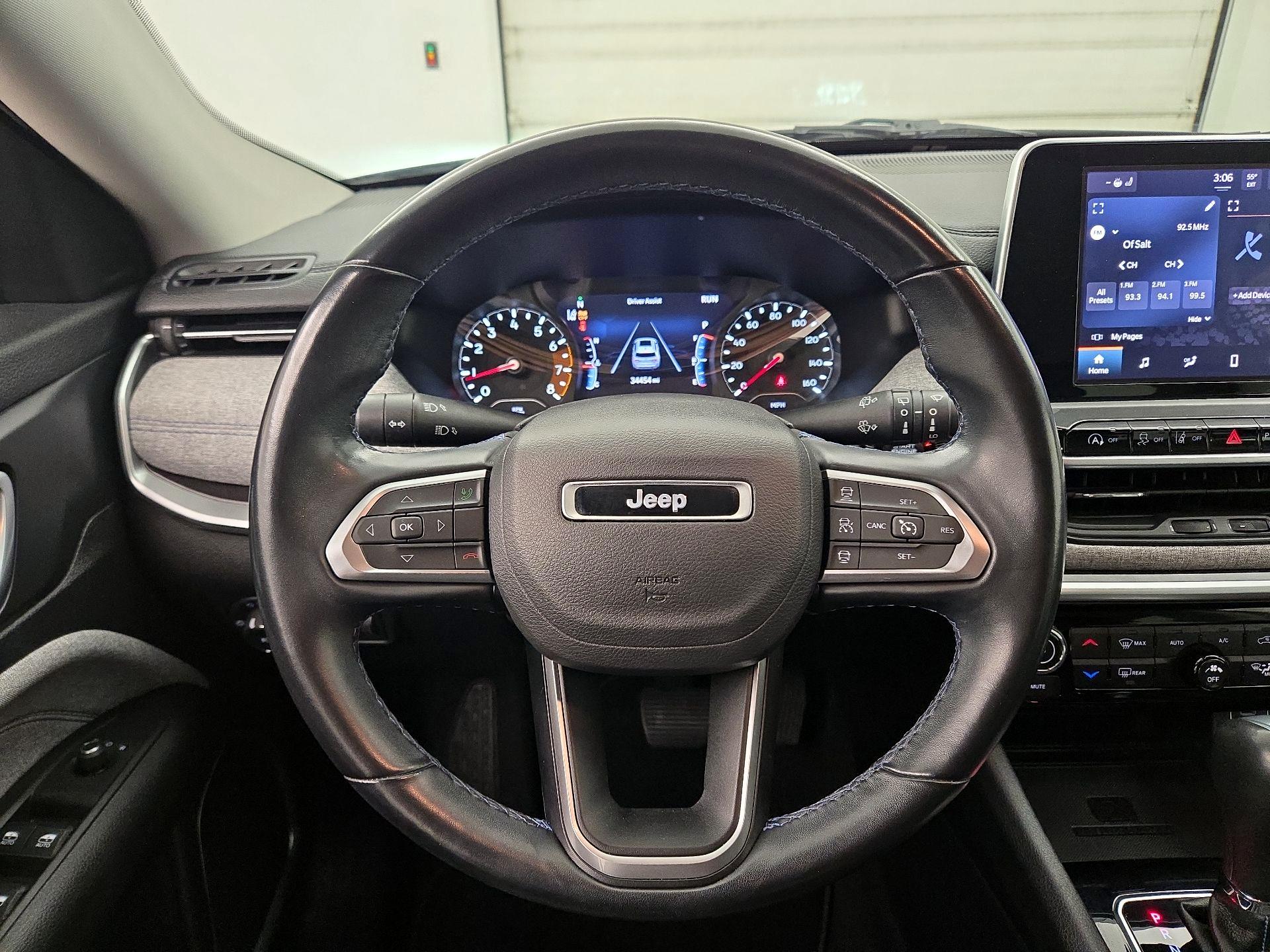 Thumbnail: 2022 Jeep Compass - 10