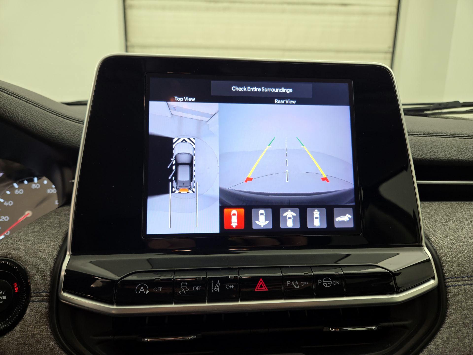 Thumbnail: 2022 Jeep Compass - 14