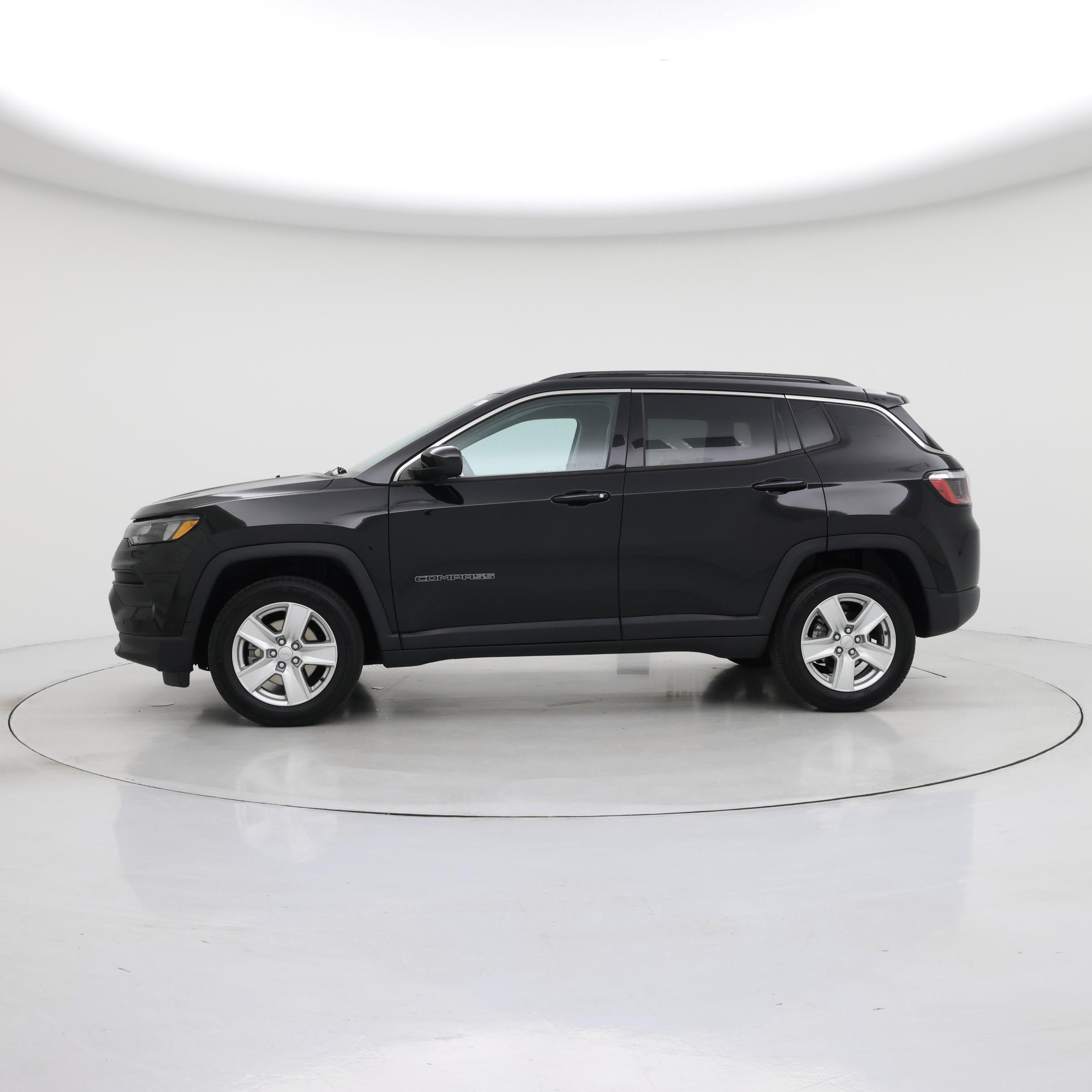 Thumbnail: 2022 Jeep Compass - 3