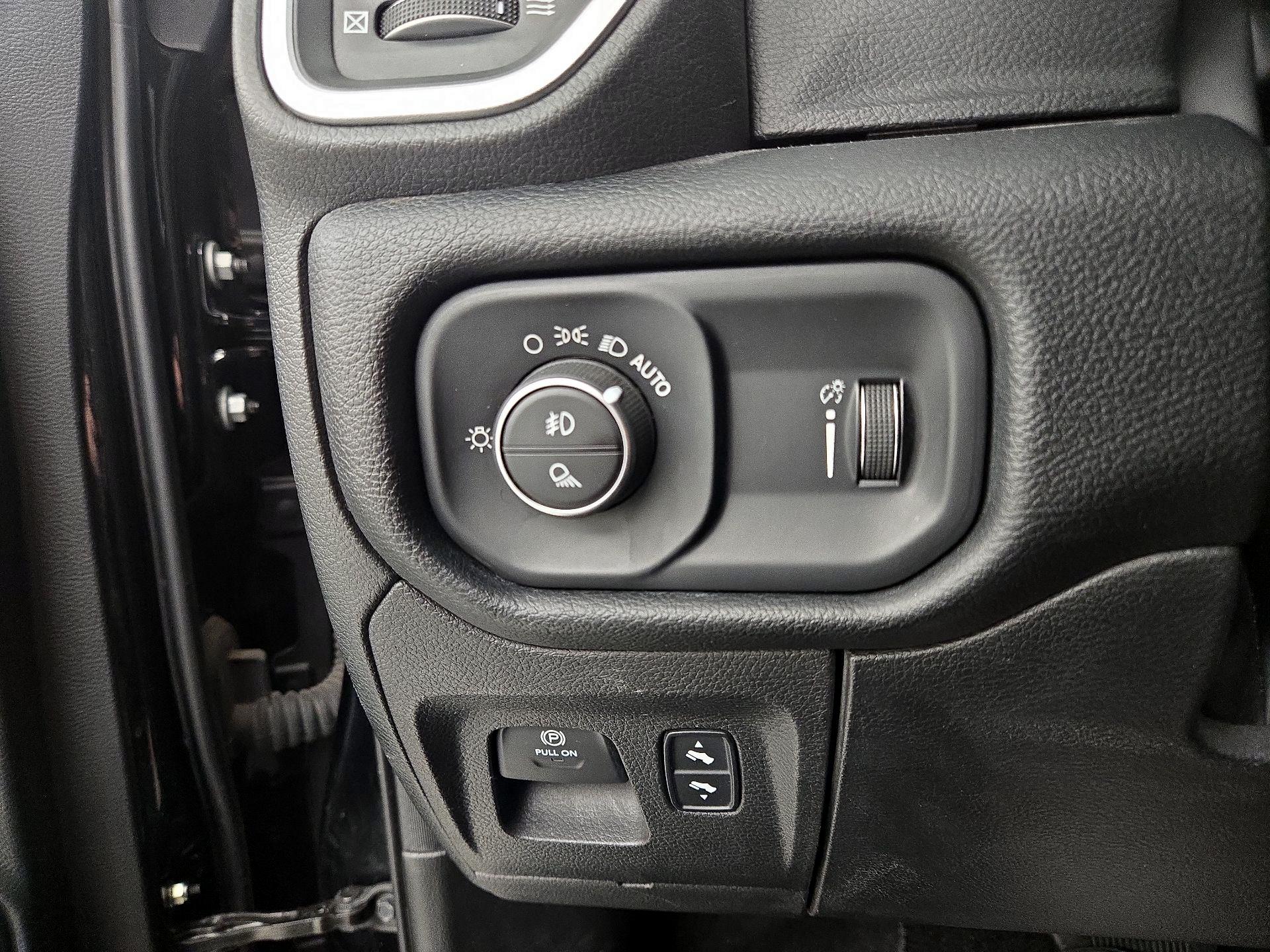 Thumbnail: 2022 RAM 1500 - 13