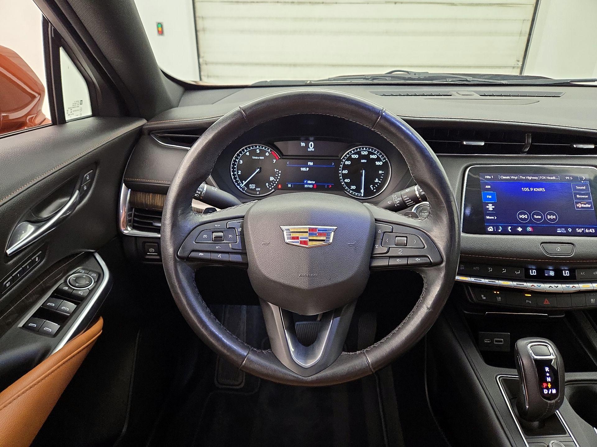 Thumbnail: 2019 Cadillac XT4 - 10