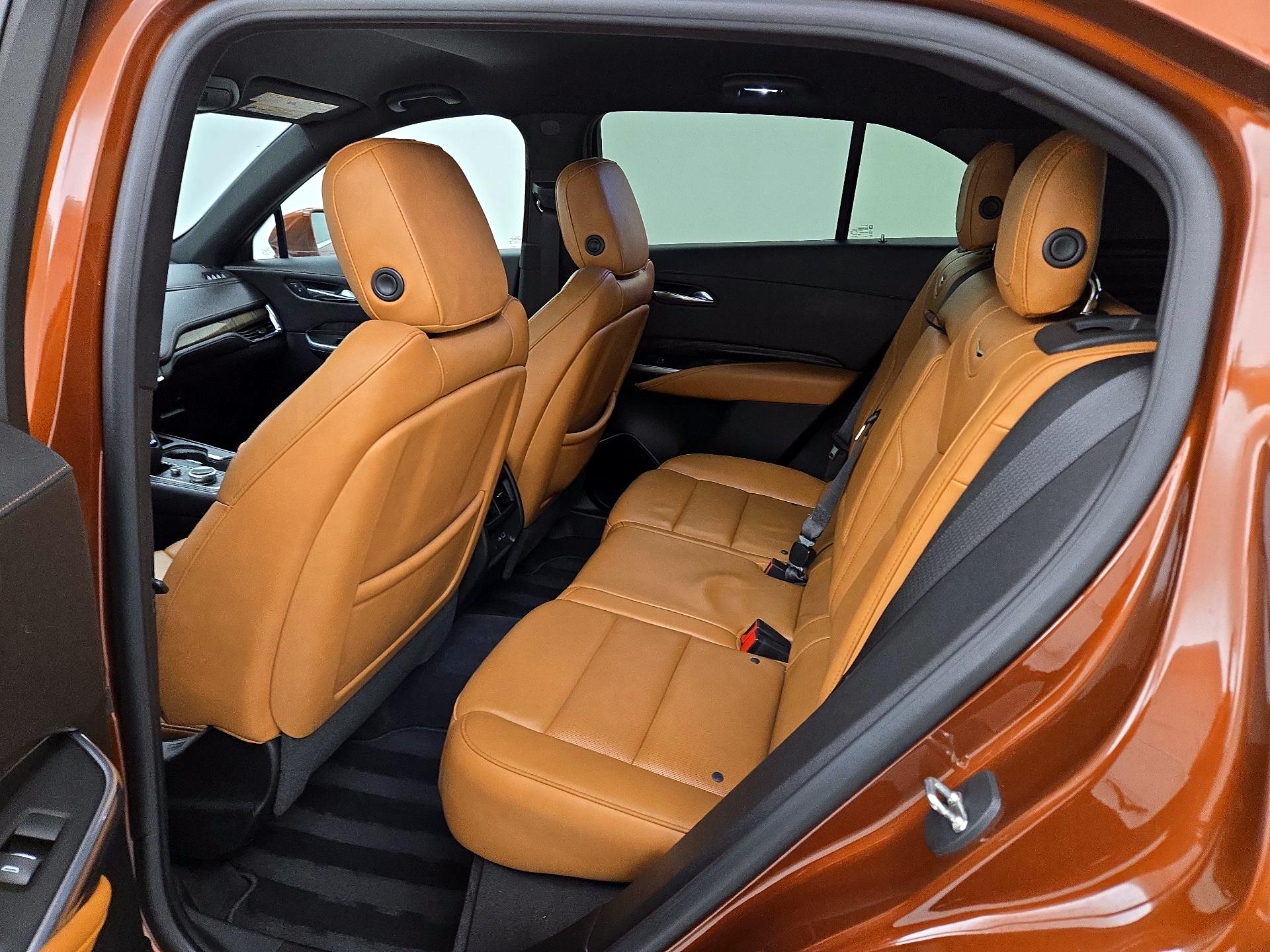 Thumbnail: 2019 Cadillac XT4 - 19