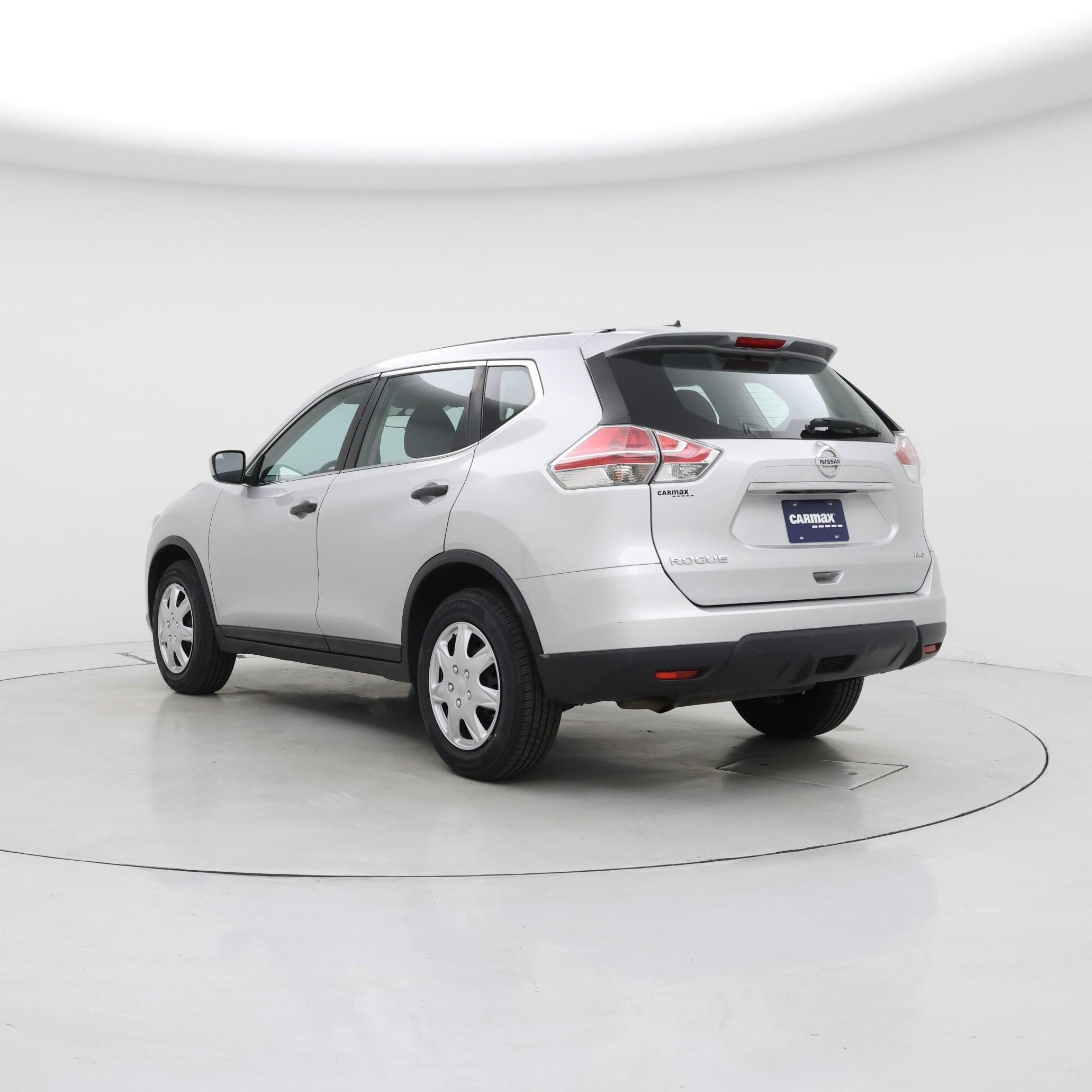 Thumbnail: 2016 Nissan Rogue - 2