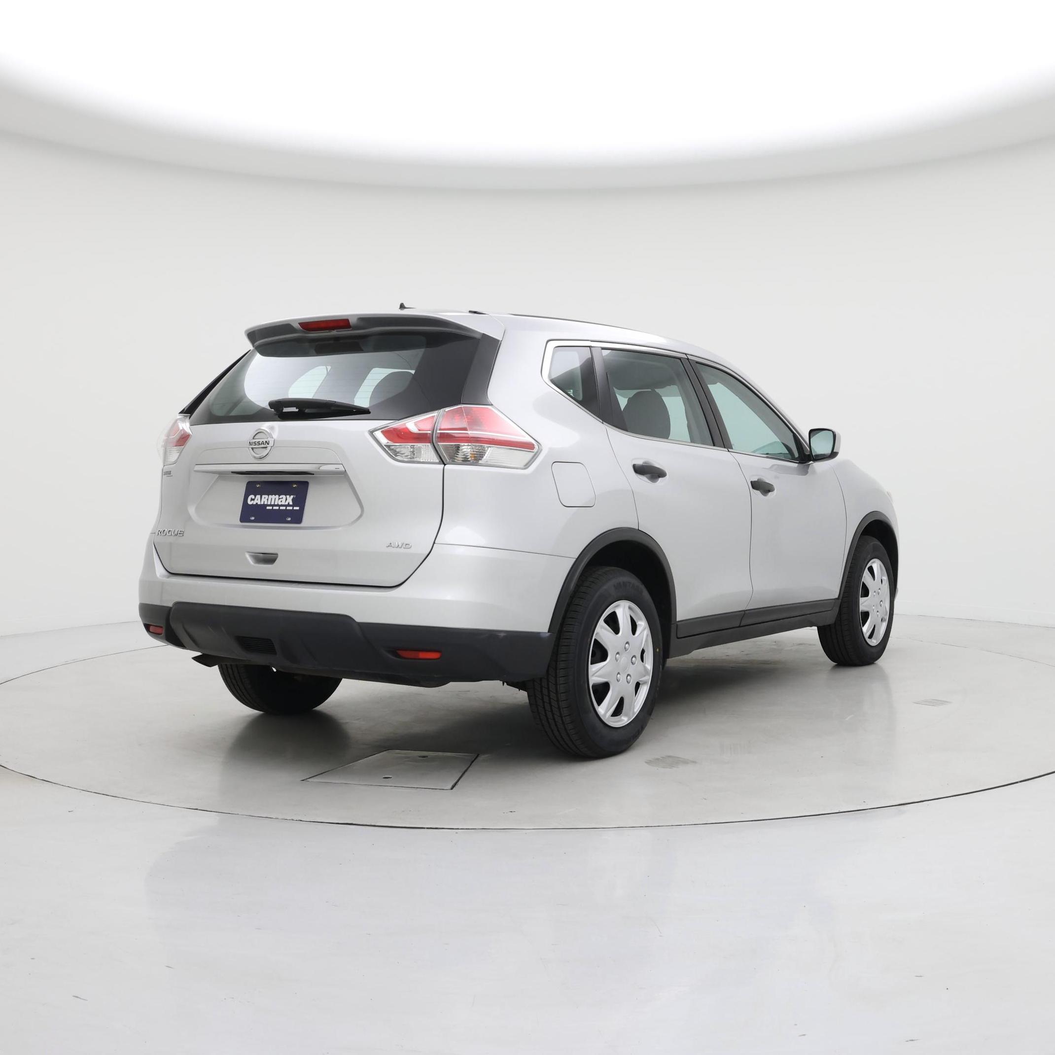 Thumbnail: 2016 Nissan Rogue - 8