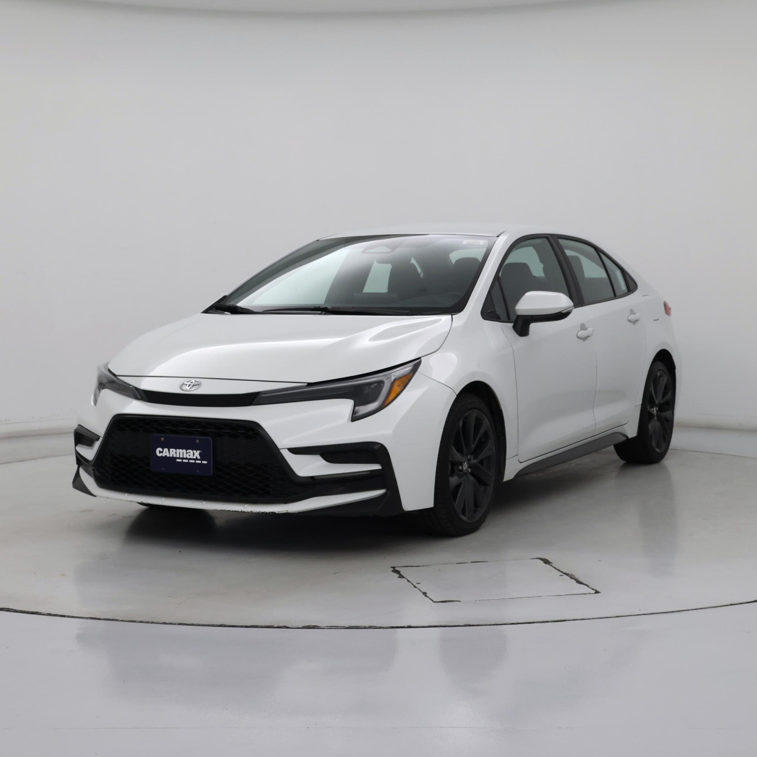 Thumbnail: 2023 Toyota Corolla - 4