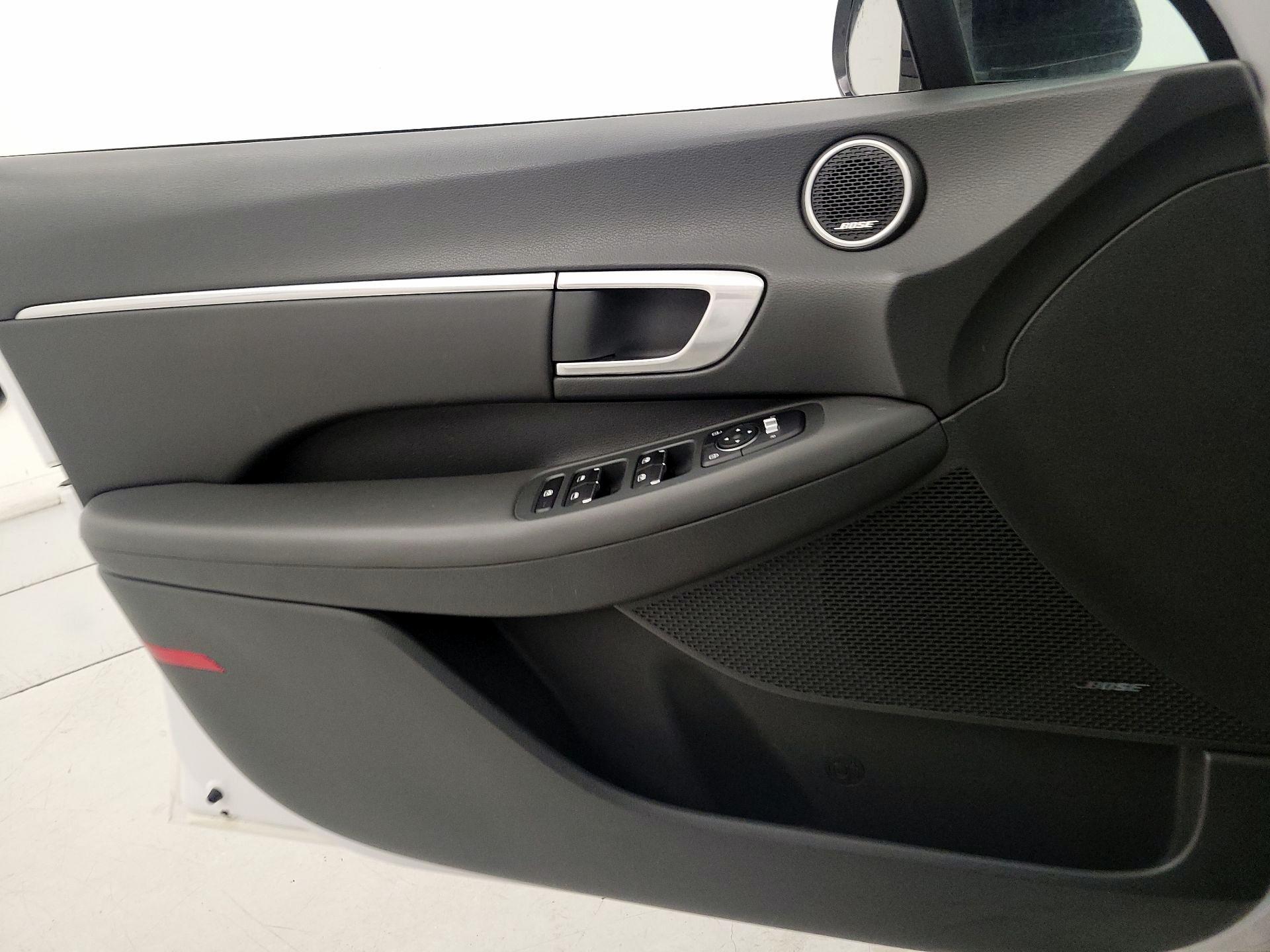 Thumbnail: 2023 Hyundai Sonata - 12