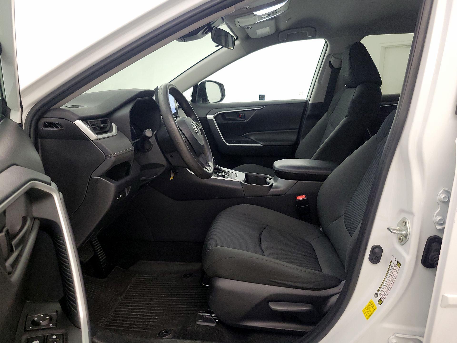 Thumbnail: 2024 Toyota RAV4 - 11