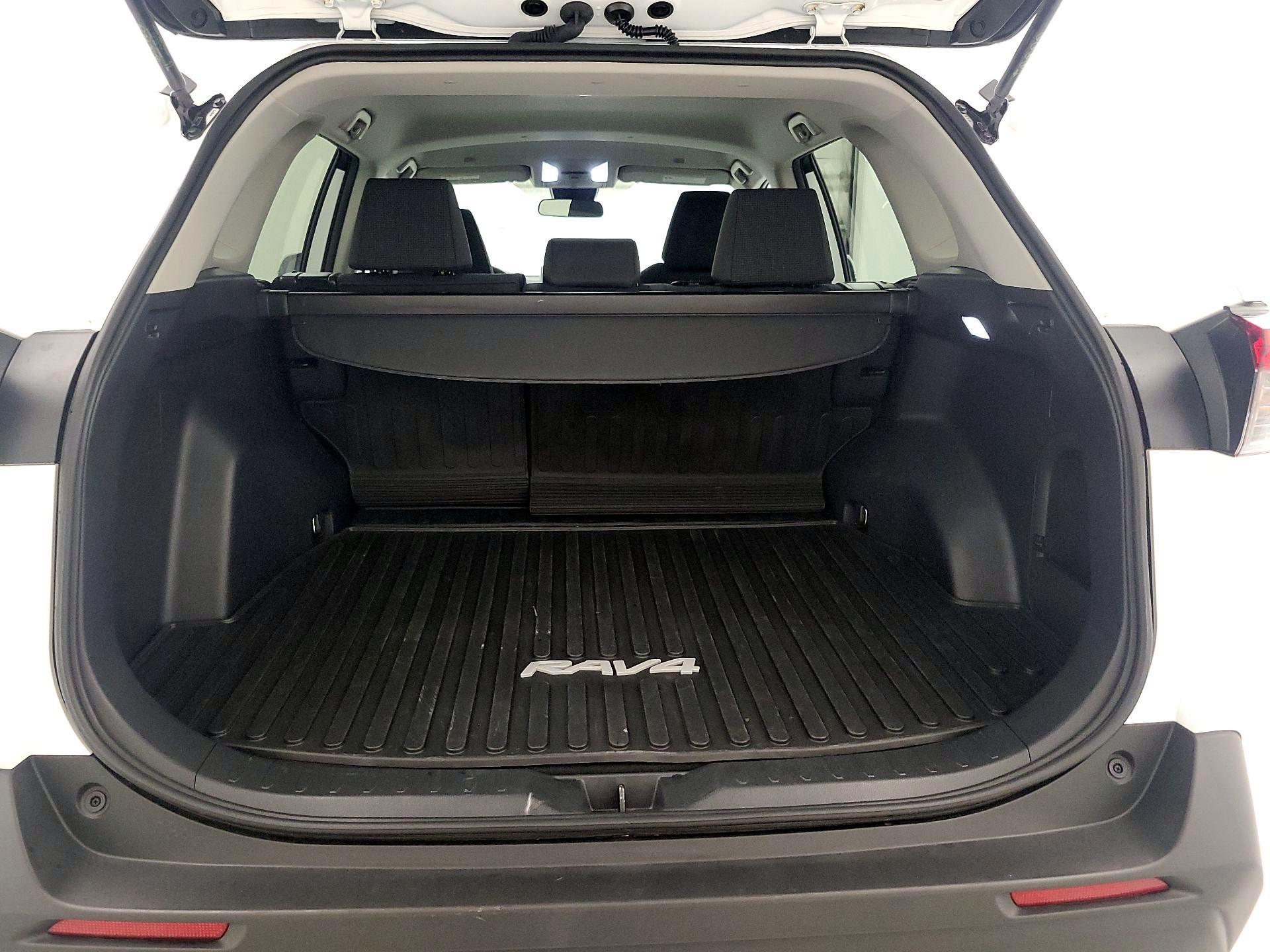 Thumbnail: 2024 Toyota RAV4 - 20