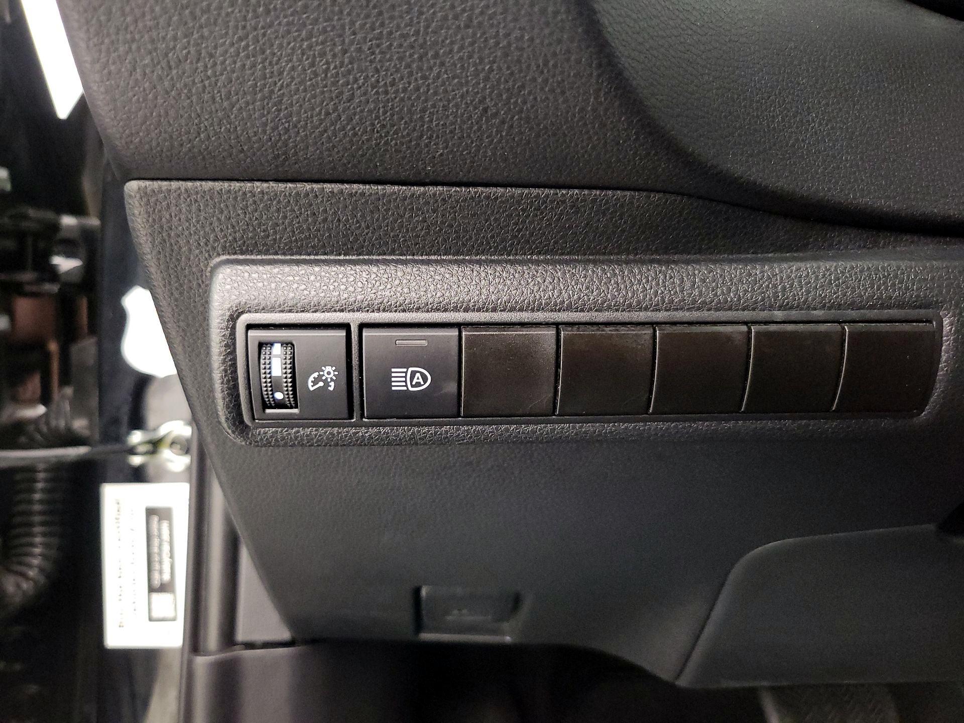 Thumbnail: 2024 Toyota Corolla - 13