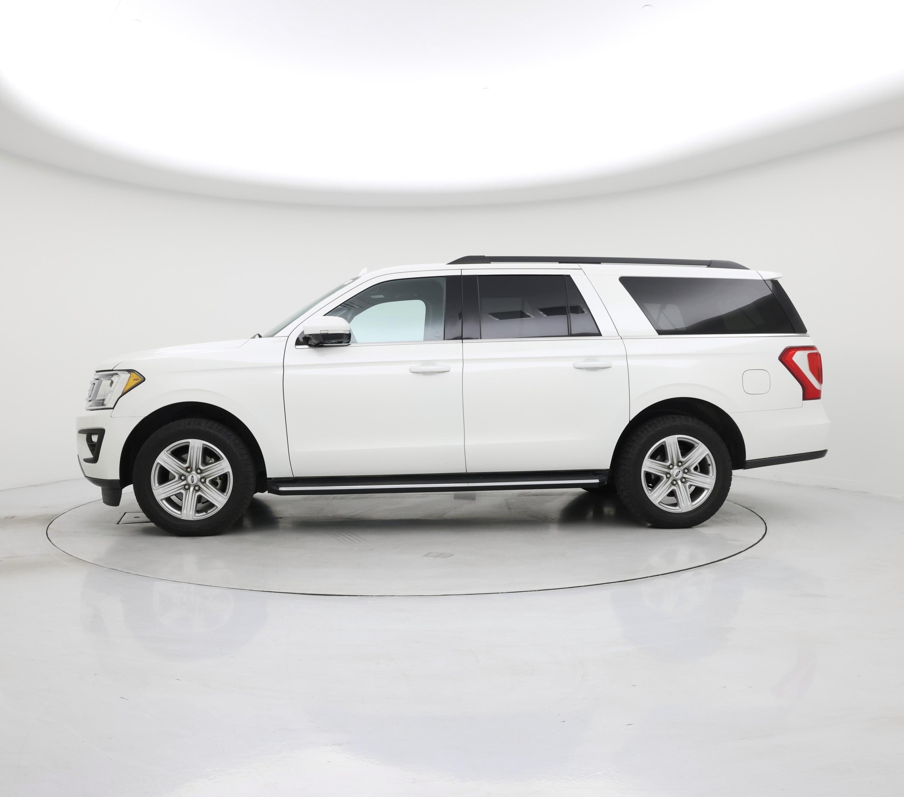 Thumbnail: 2020 Ford Expedition - 3