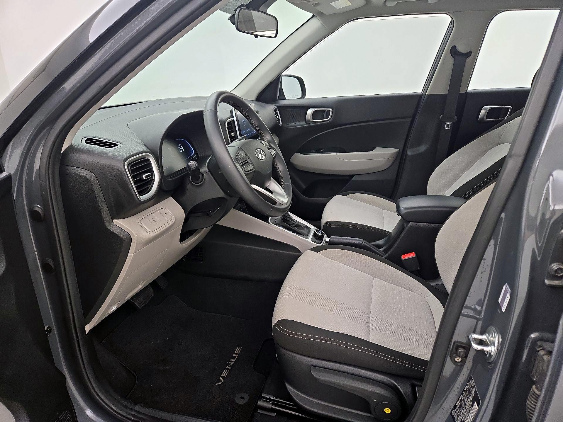 Thumbnail: 2024 Hyundai Venue - 11