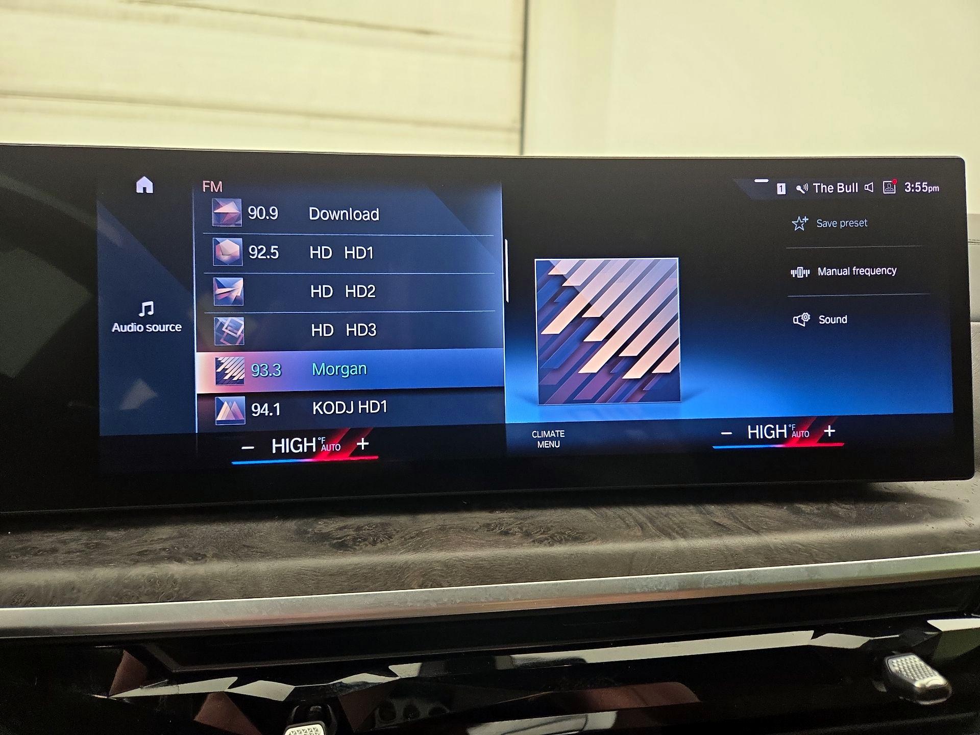 Thumbnail: 2023 BMW X7 - 16