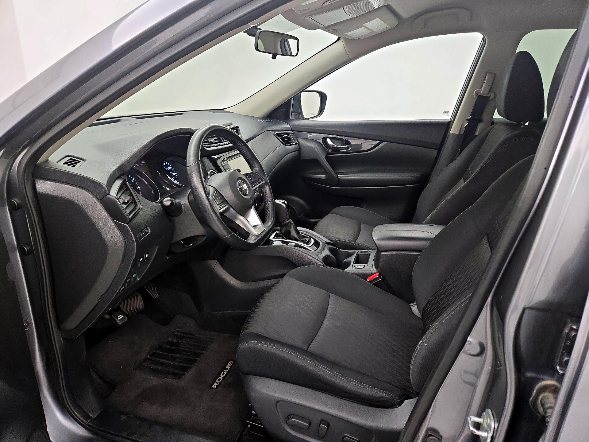 Thumbnail: 2018 Nissan Rogue - 11