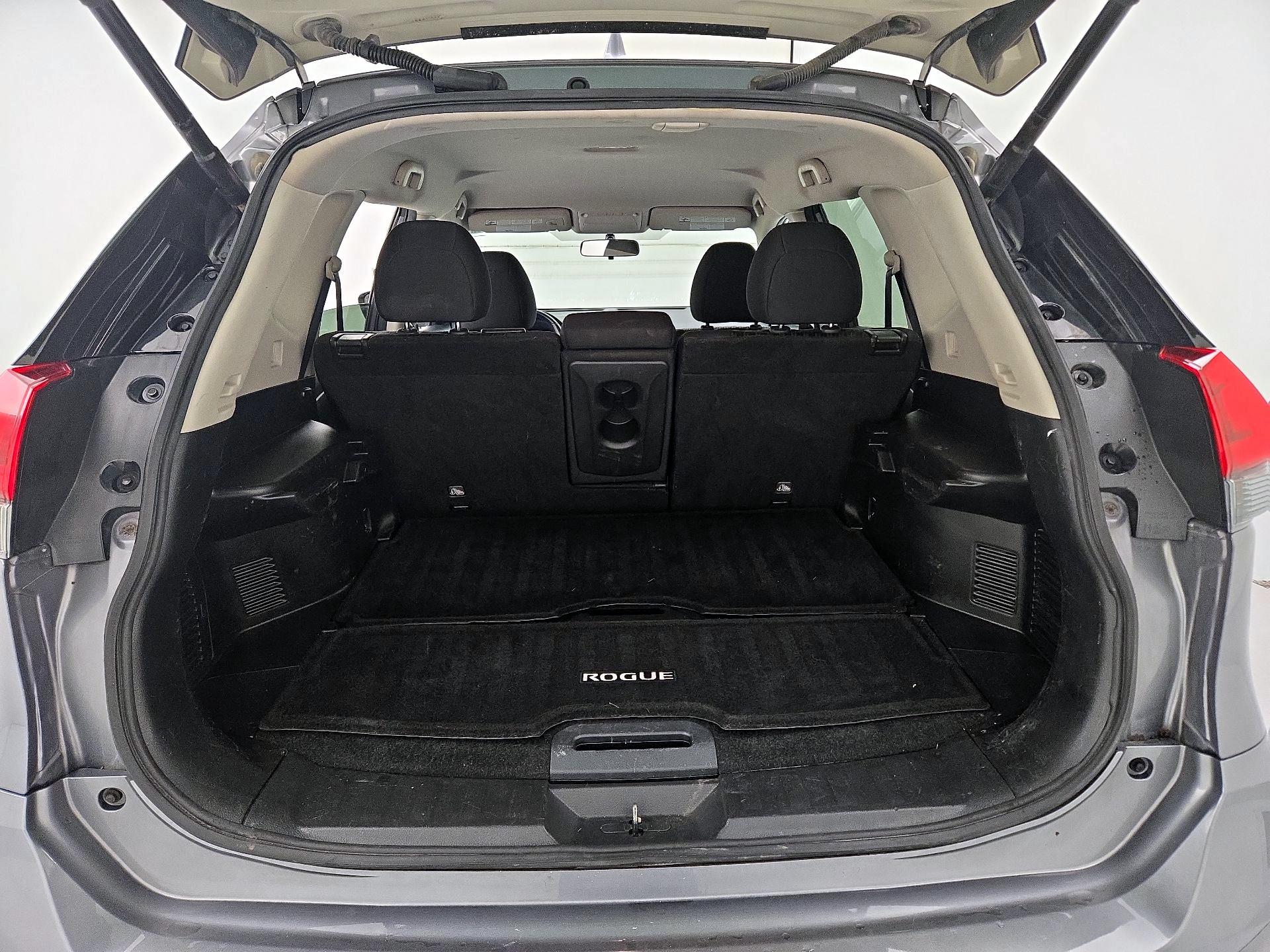 Thumbnail: 2018 Nissan Rogue - 20