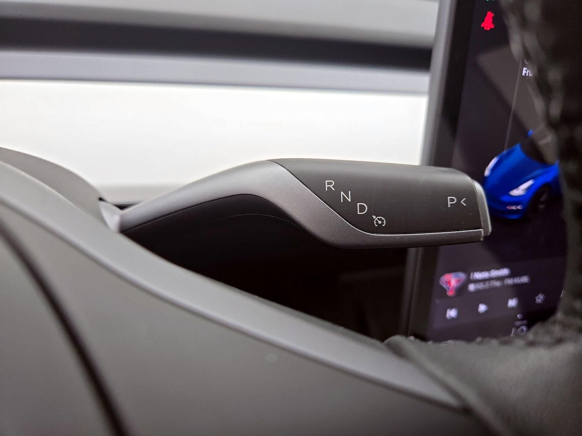 Thumbnail: 2023 Tesla Model 3 - 18