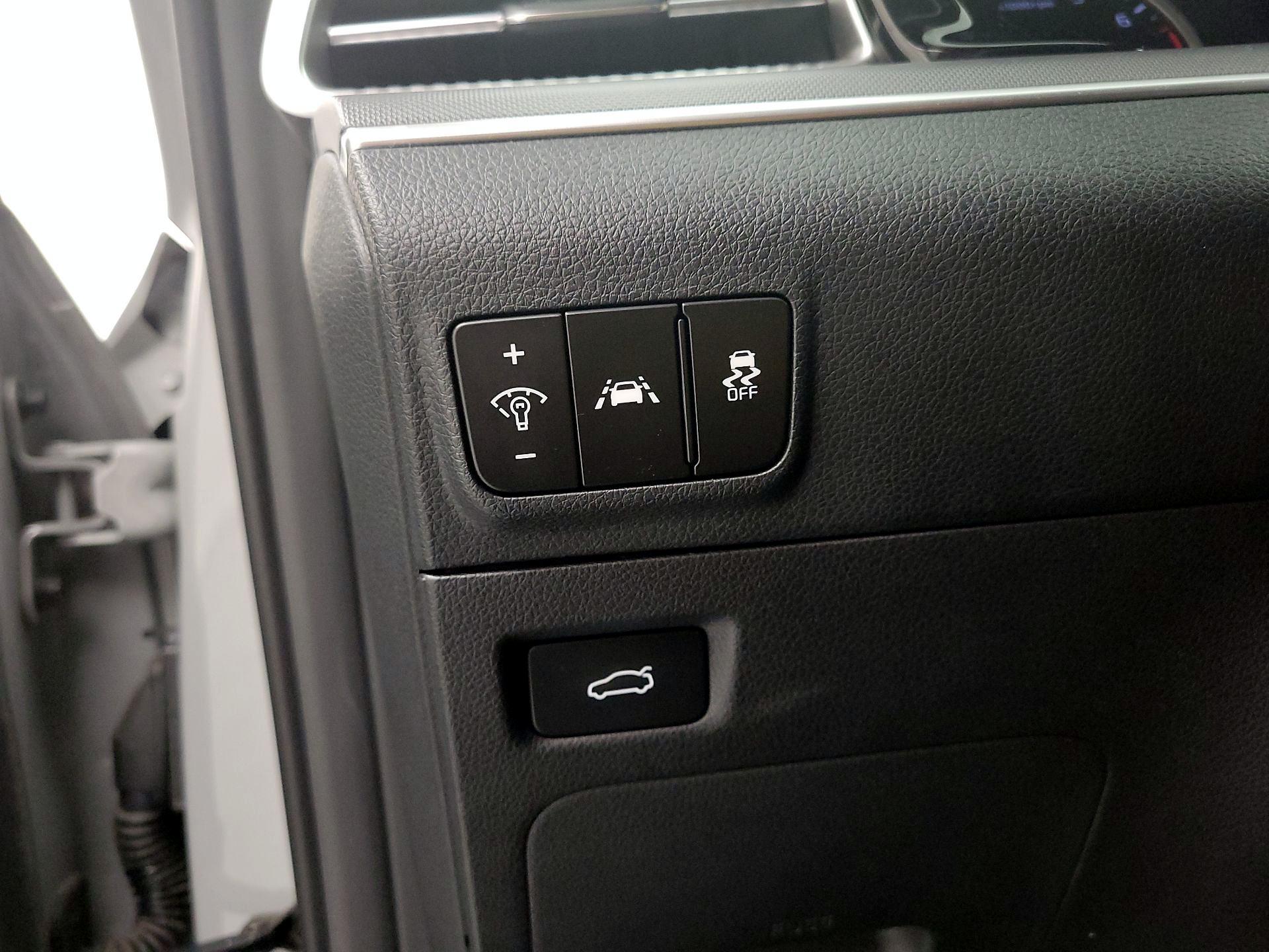 Thumbnail: 2024 Kia K5 - 13