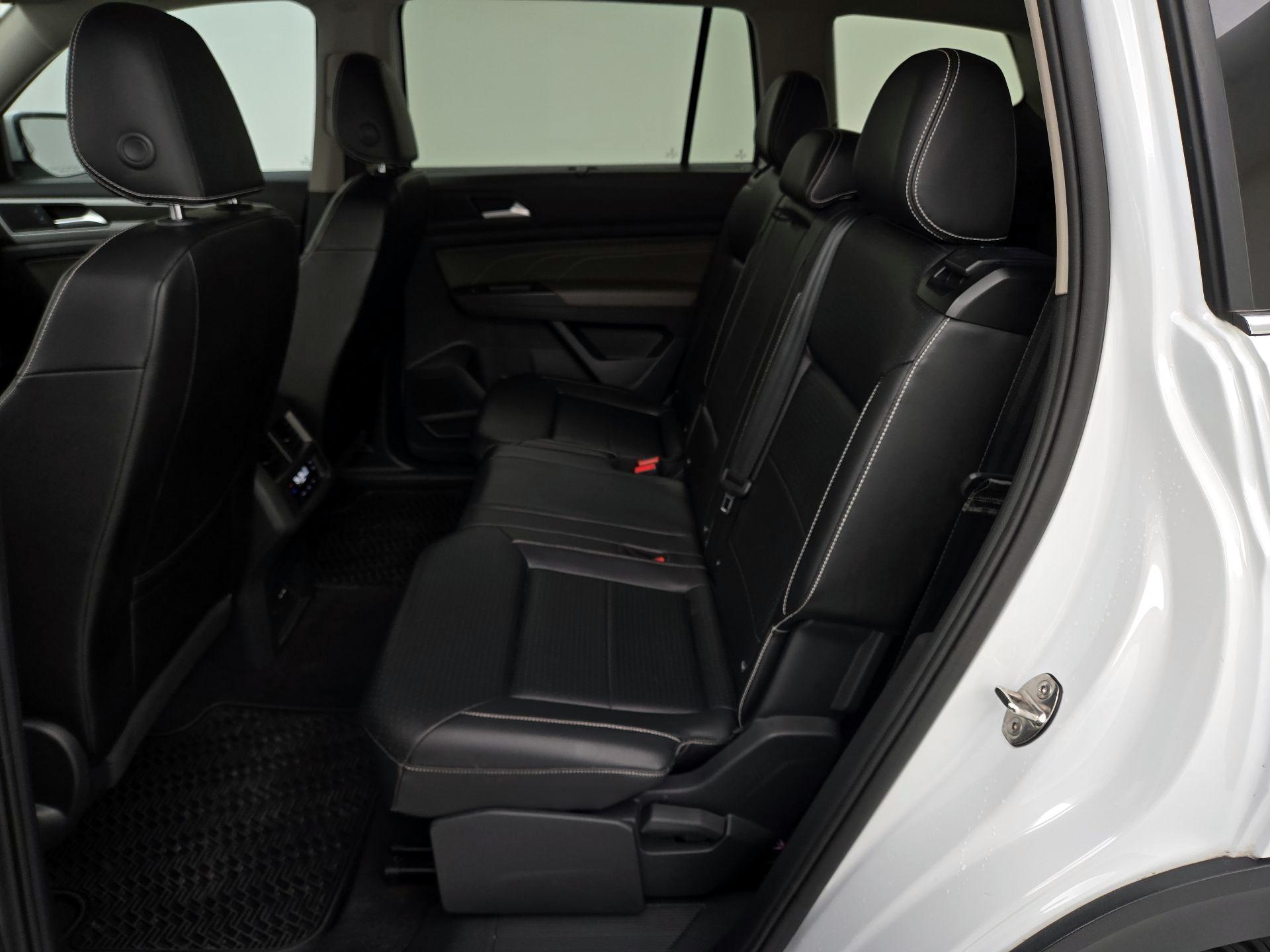 Thumbnail: 2022 Volkswagen Atlas - 19