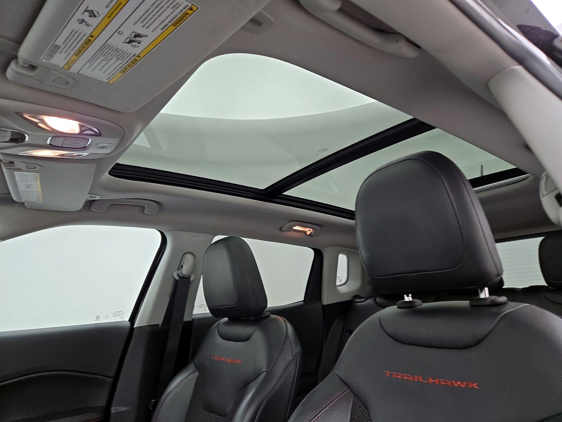 Thumbnail: 2017 Jeep Compass - 20