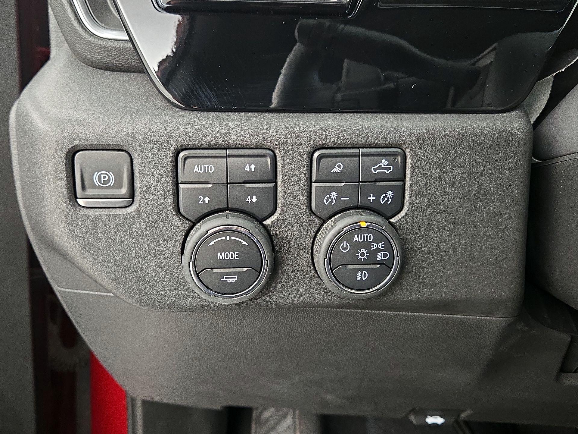 Thumbnail: 2024 Chevrolet Silverado 1500 - 13