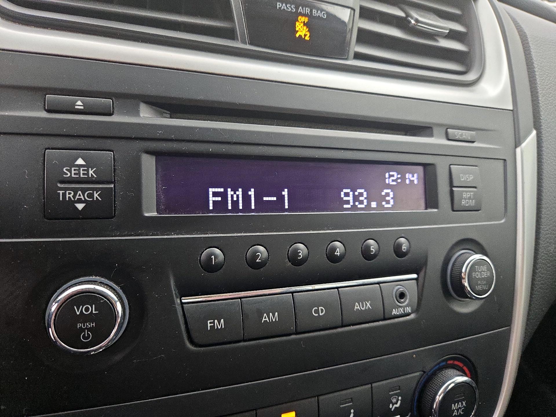 Thumbnail: 2017 Nissan Altima - 14