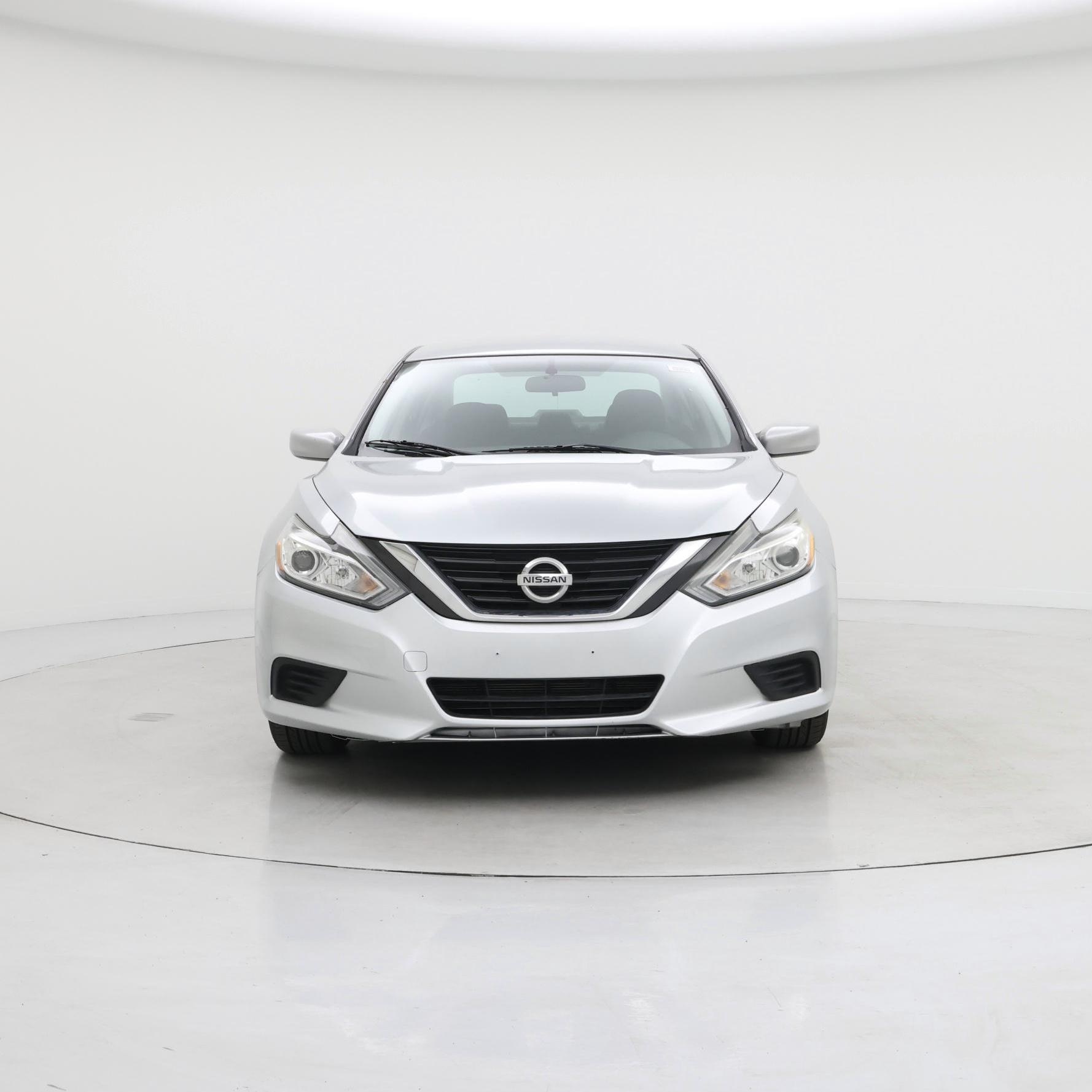 Thumbnail: 2017 Nissan Altima - 5