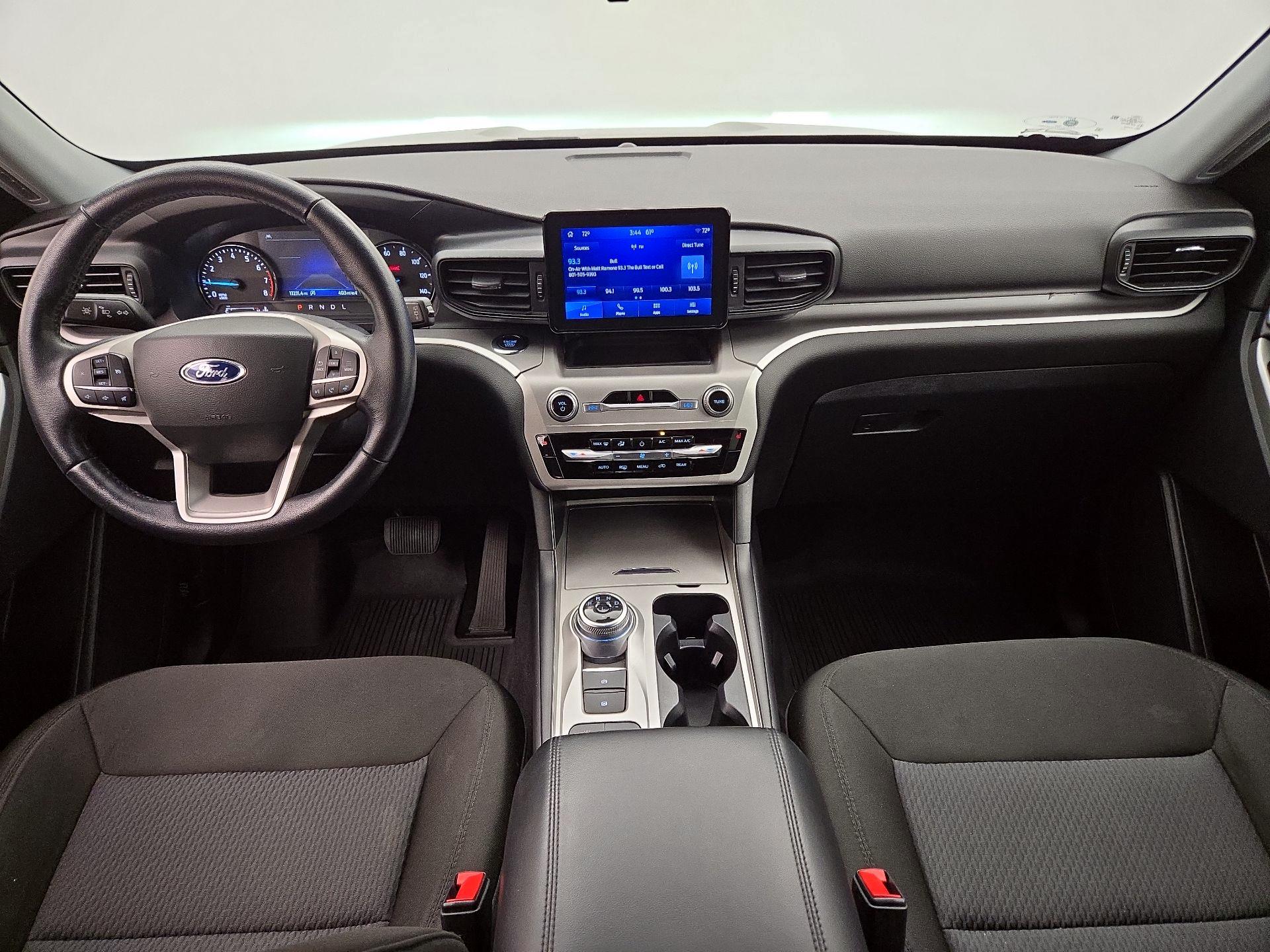 Thumbnail: 2022 Ford Explorer - 9