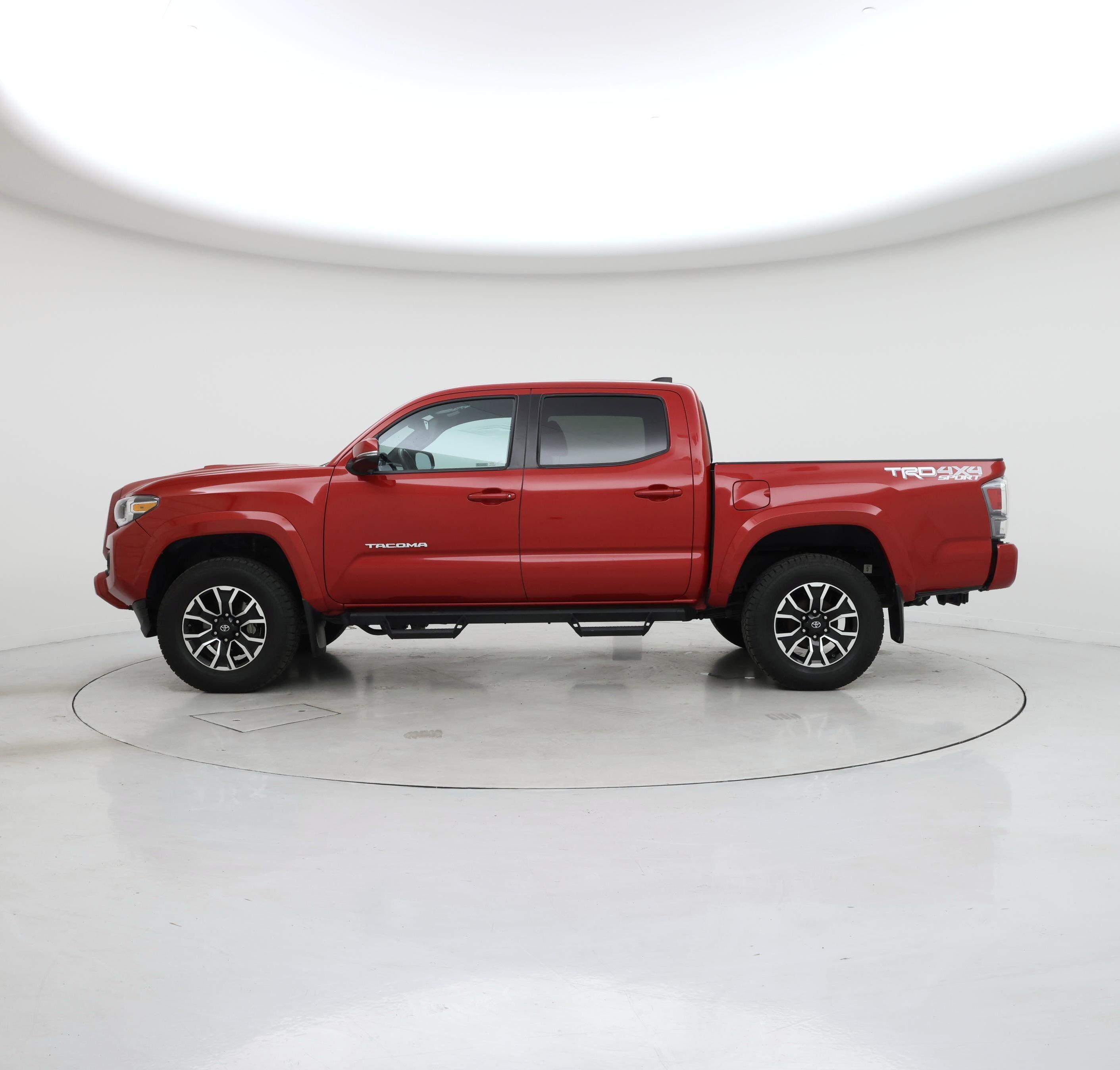 Thumbnail: 2020 Toyota Tacoma - 3