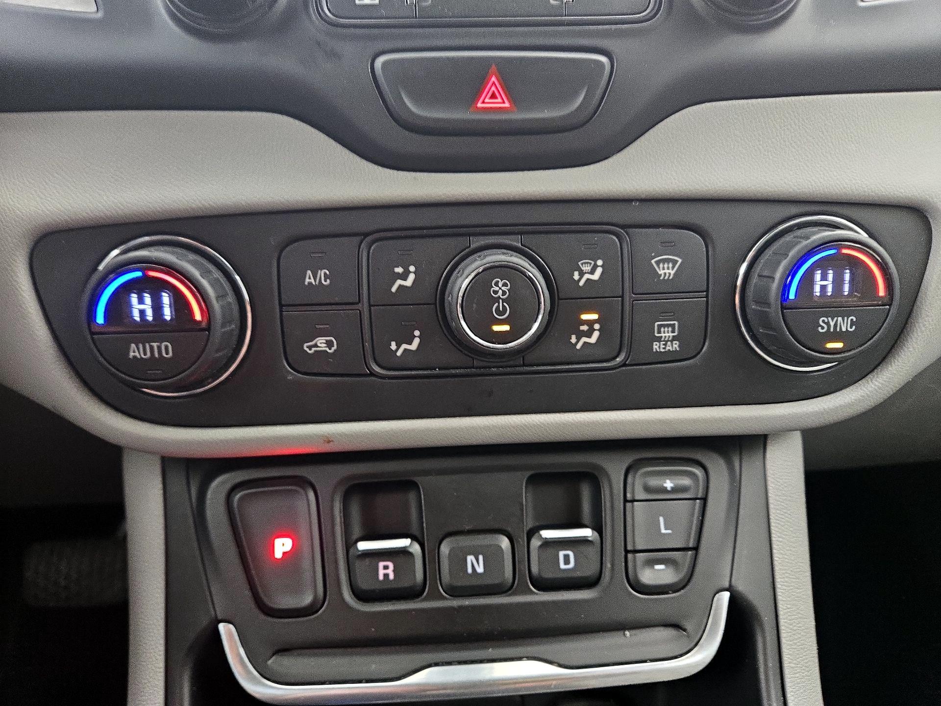 Thumbnail: 2020 GMC Terrain - 16