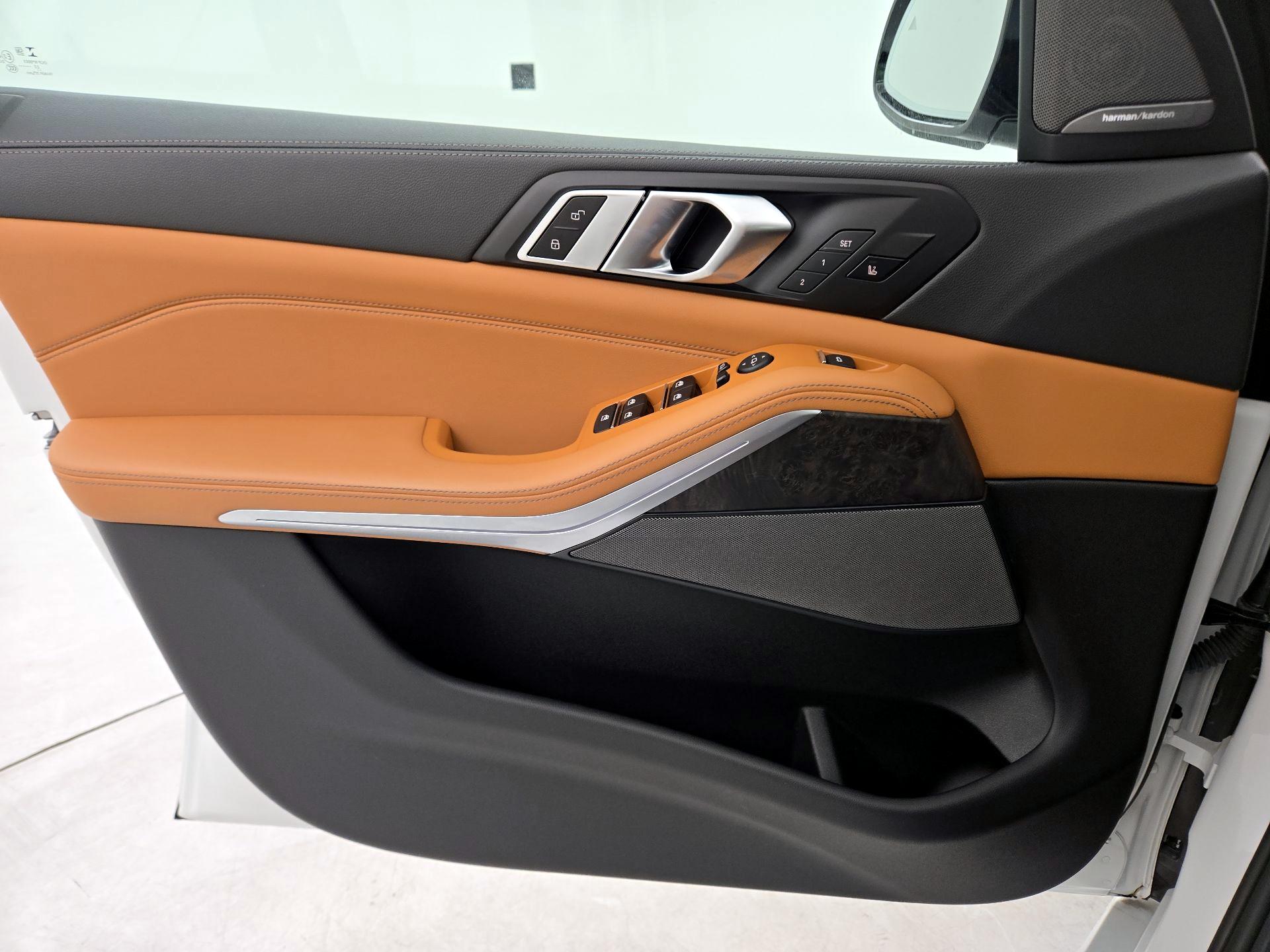 Thumbnail: 2023 BMW X5 - 12