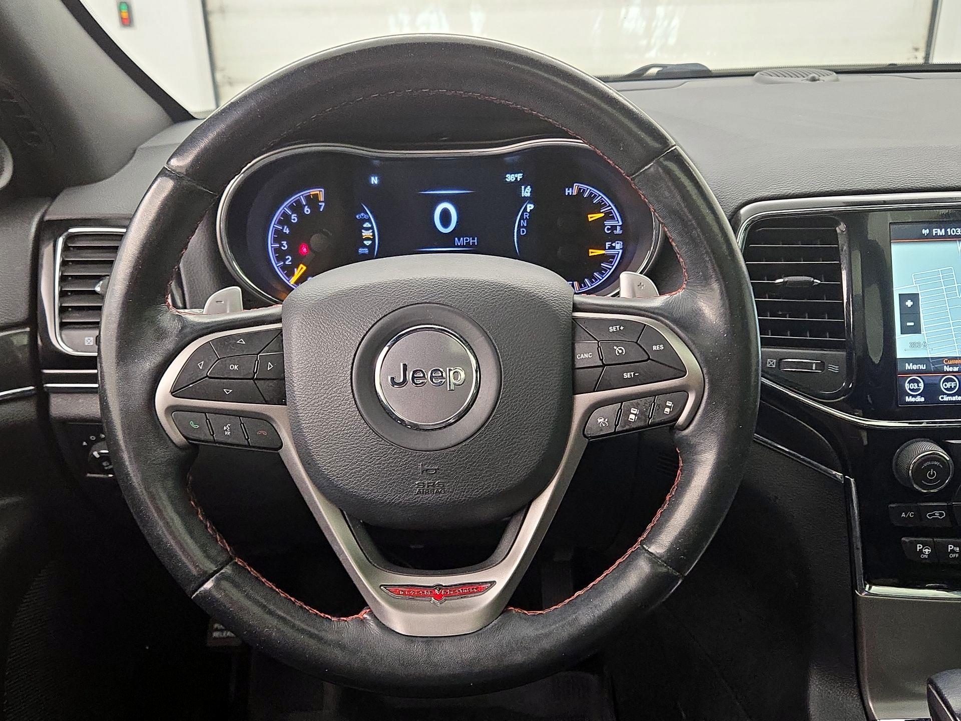 Thumbnail: 2020 Jeep Grand Cherokee - 10