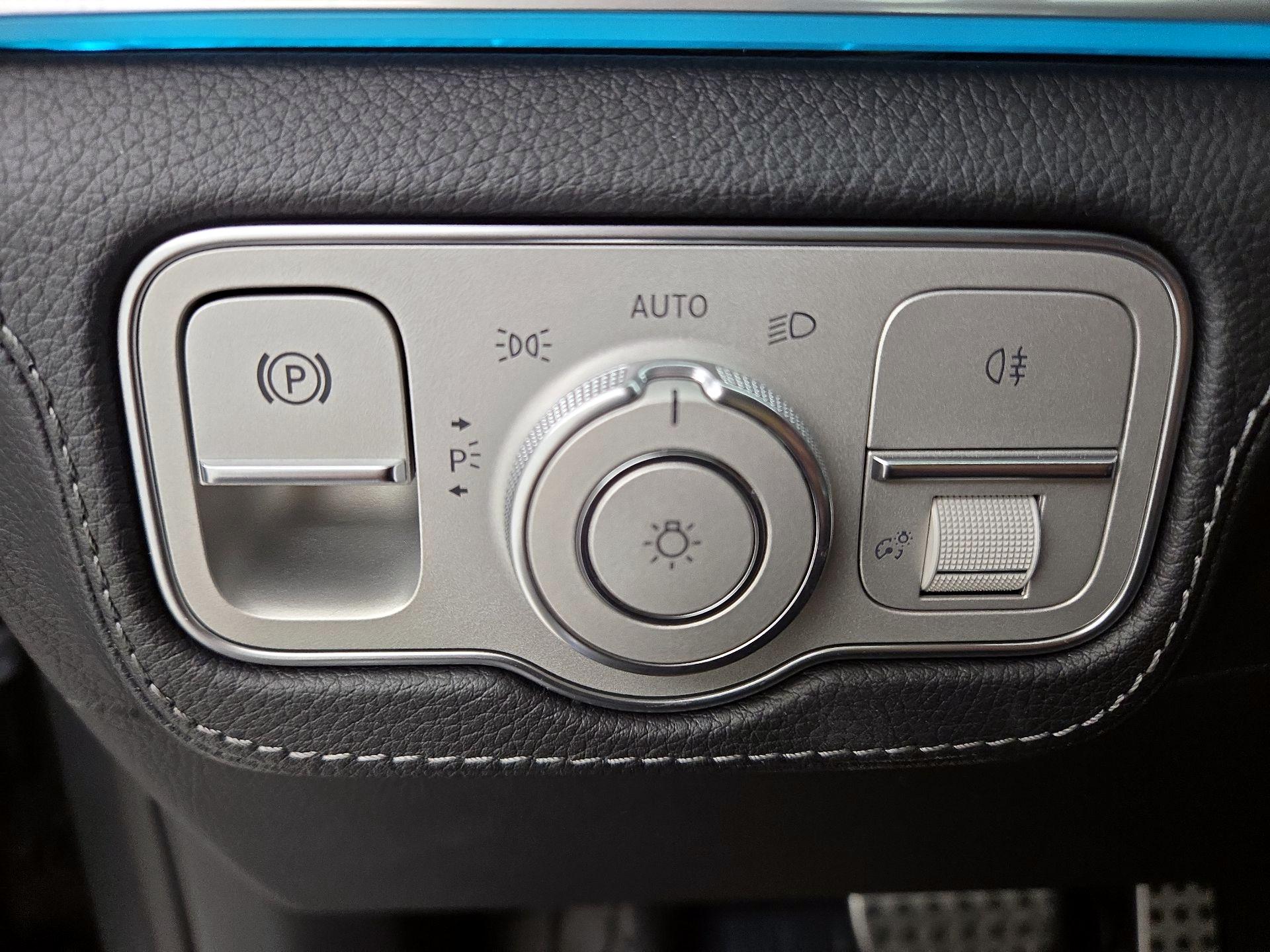 Thumbnail: 2023 Mercedes-Benz GLS - 13