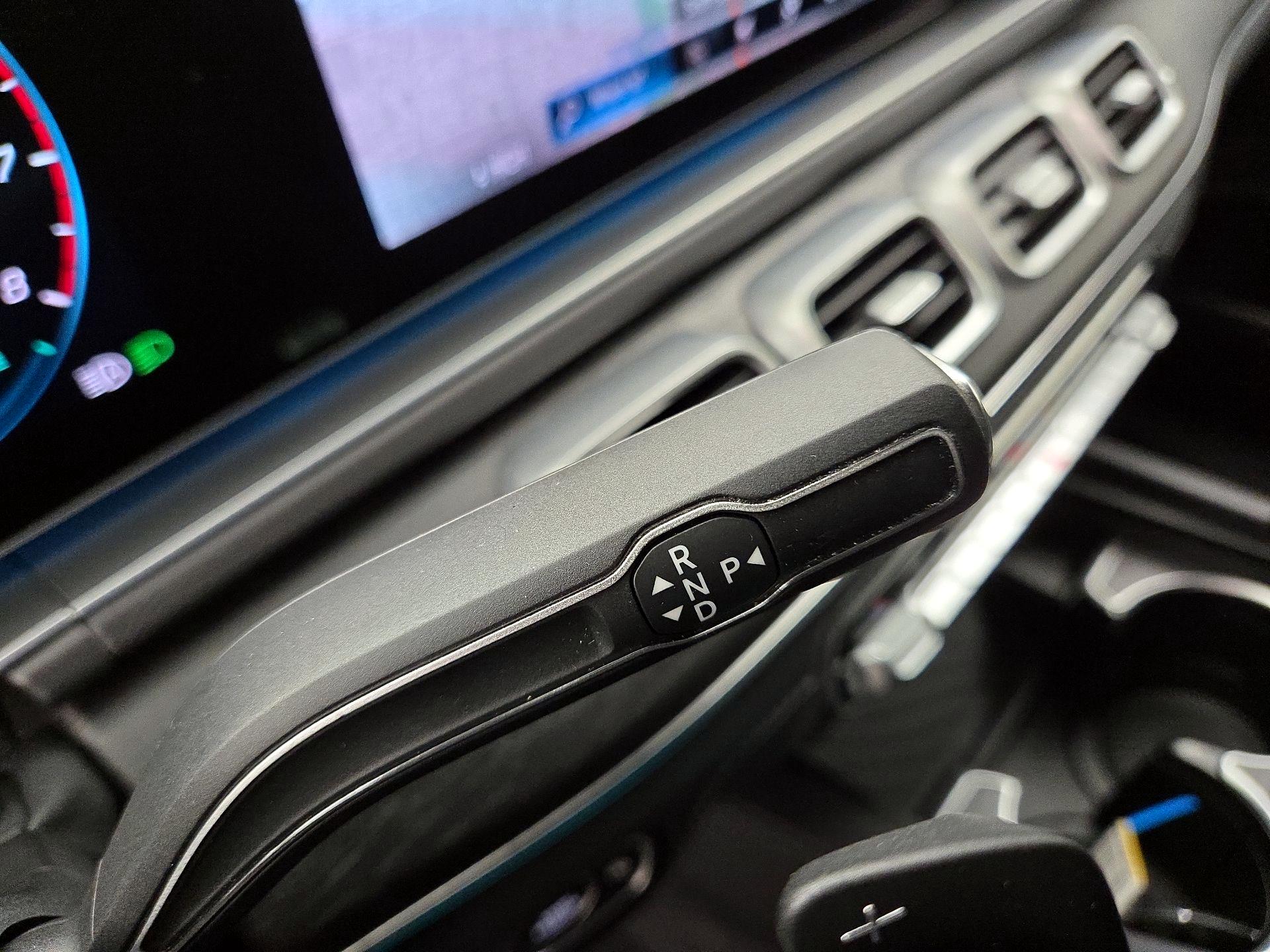 Thumbnail: 2023 Mercedes-Benz GLS - 18