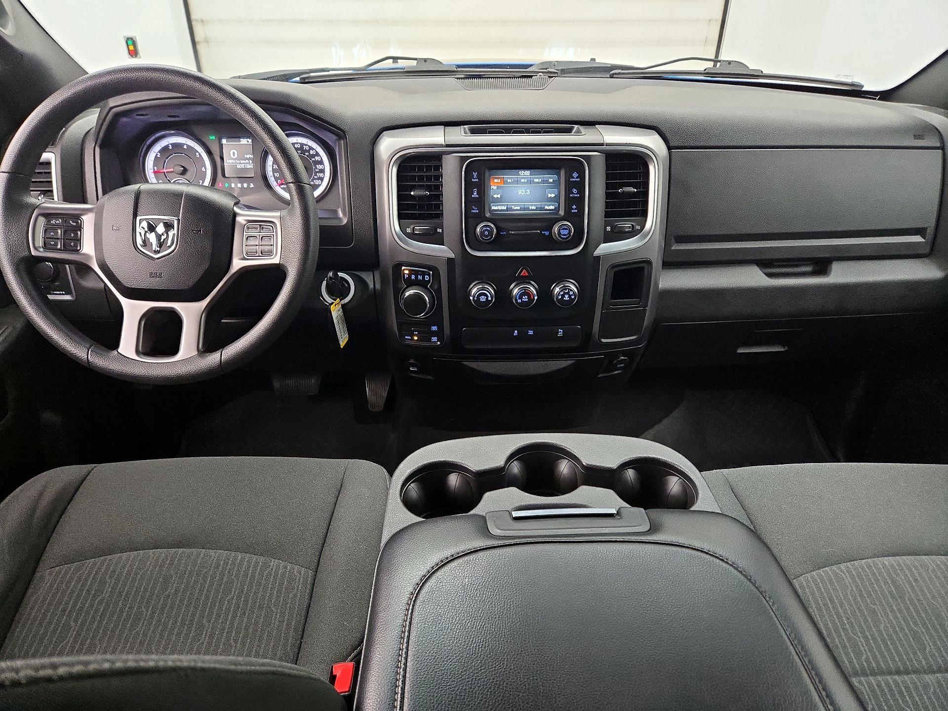 Thumbnail: 2021 RAM 1500 Classic - 9