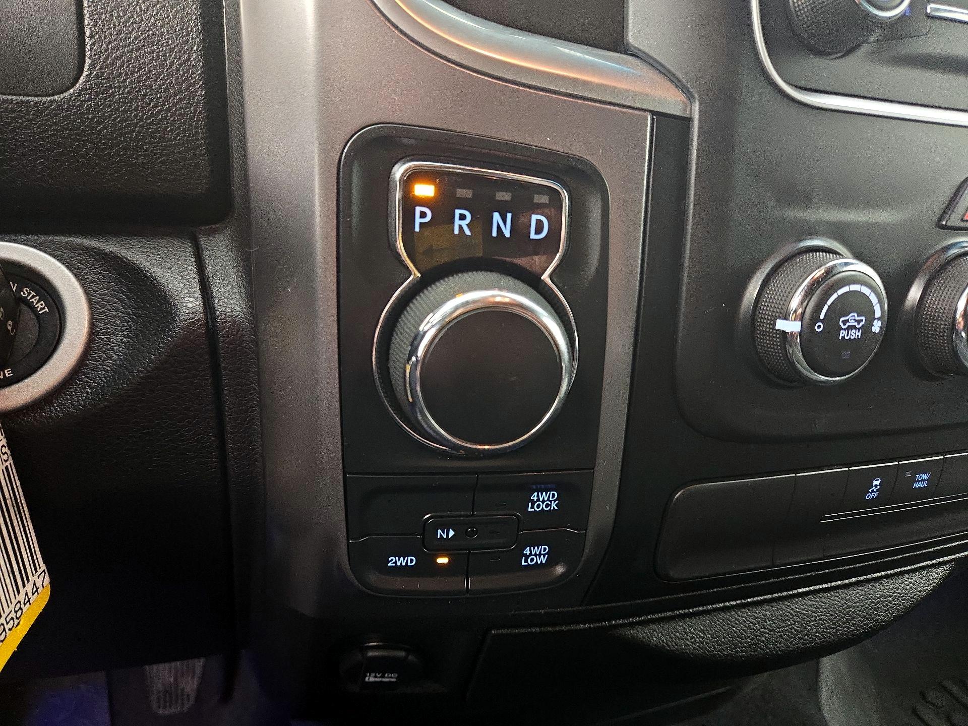 Thumbnail: 2021 RAM 1500 Classic - 17