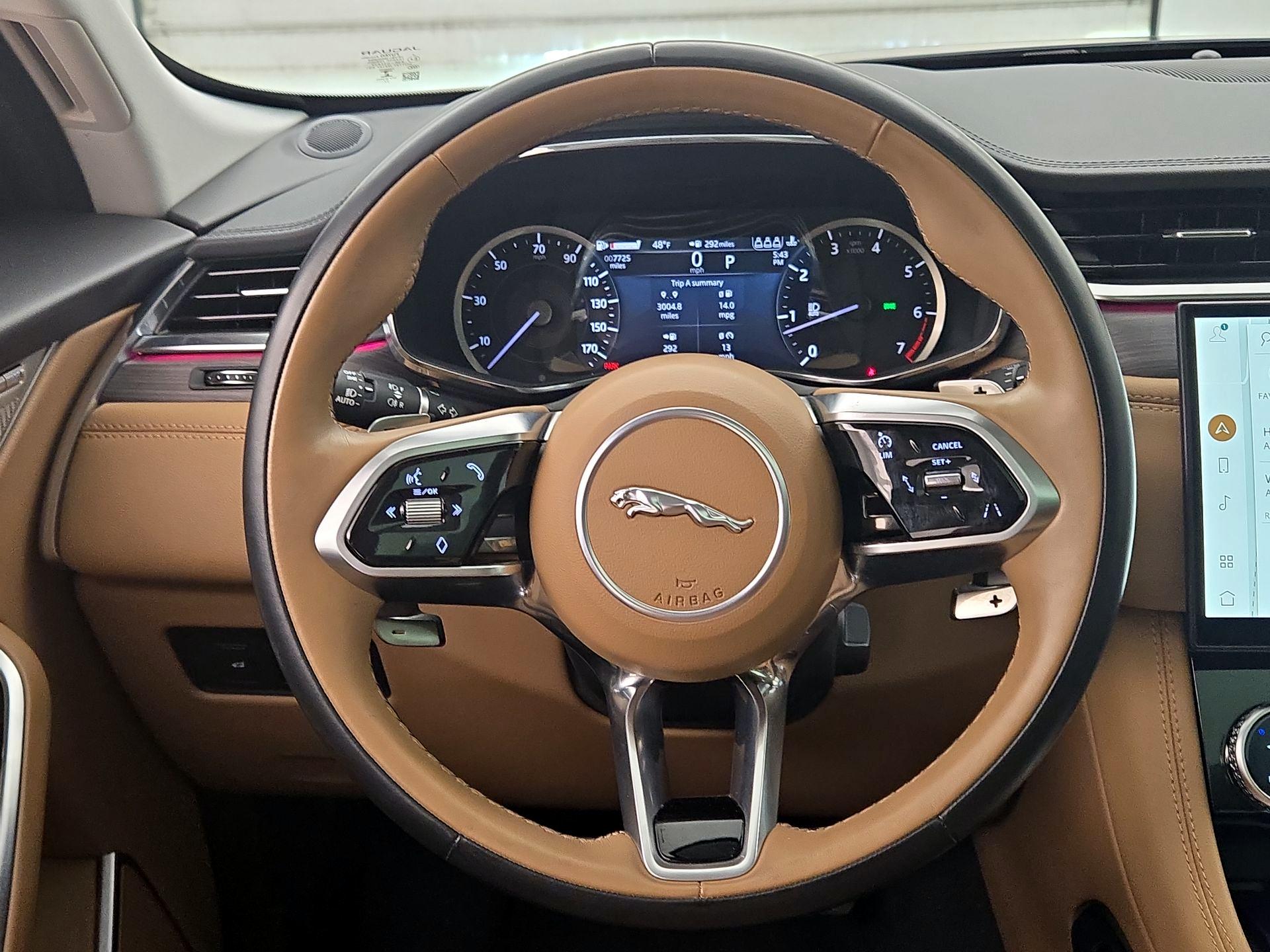 Thumbnail: 2023 Jaguar F-Pace - 10